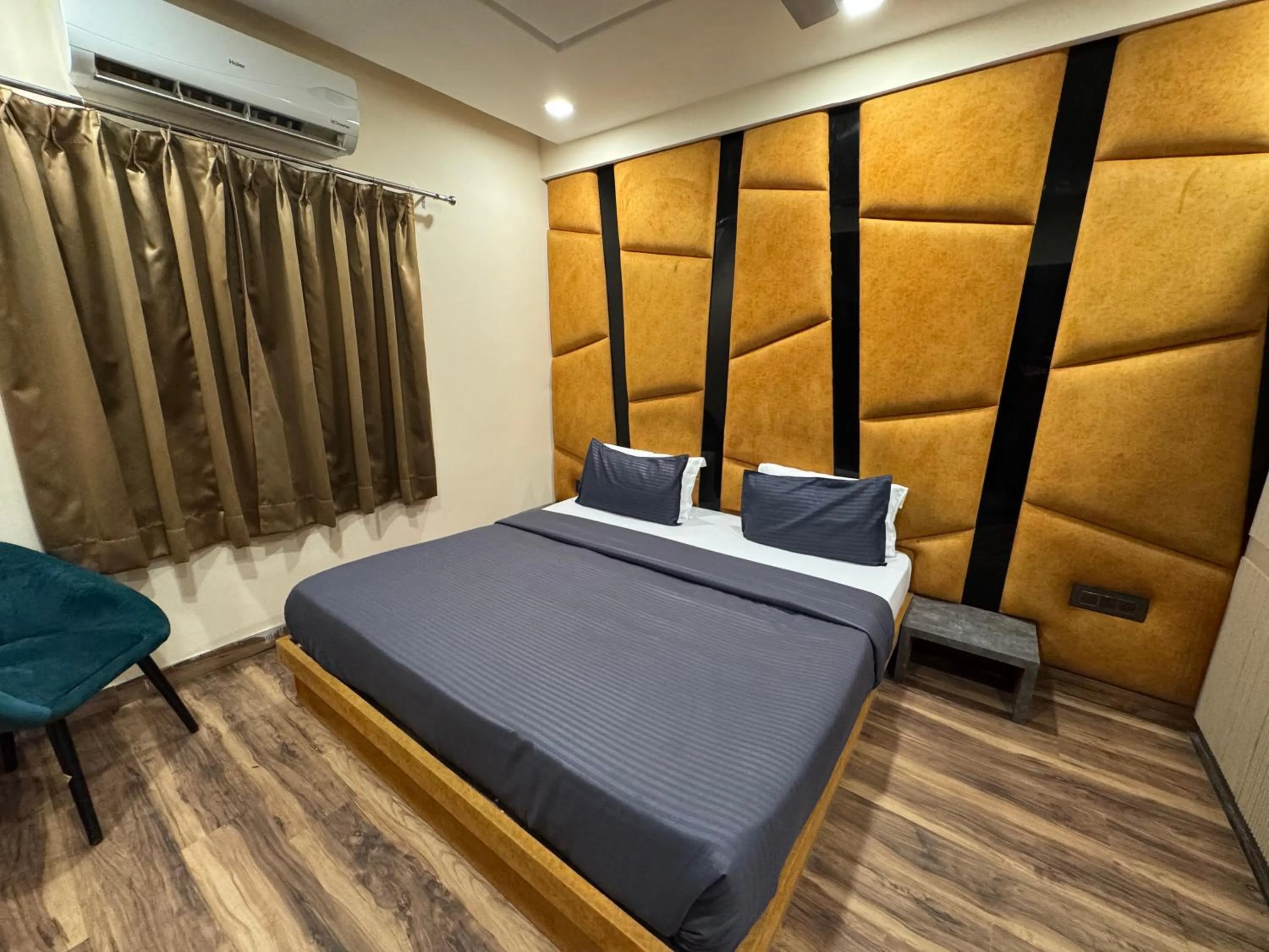 Deluxe Double Room - single occupancy in Hotel Sanskriti T And M Hotels