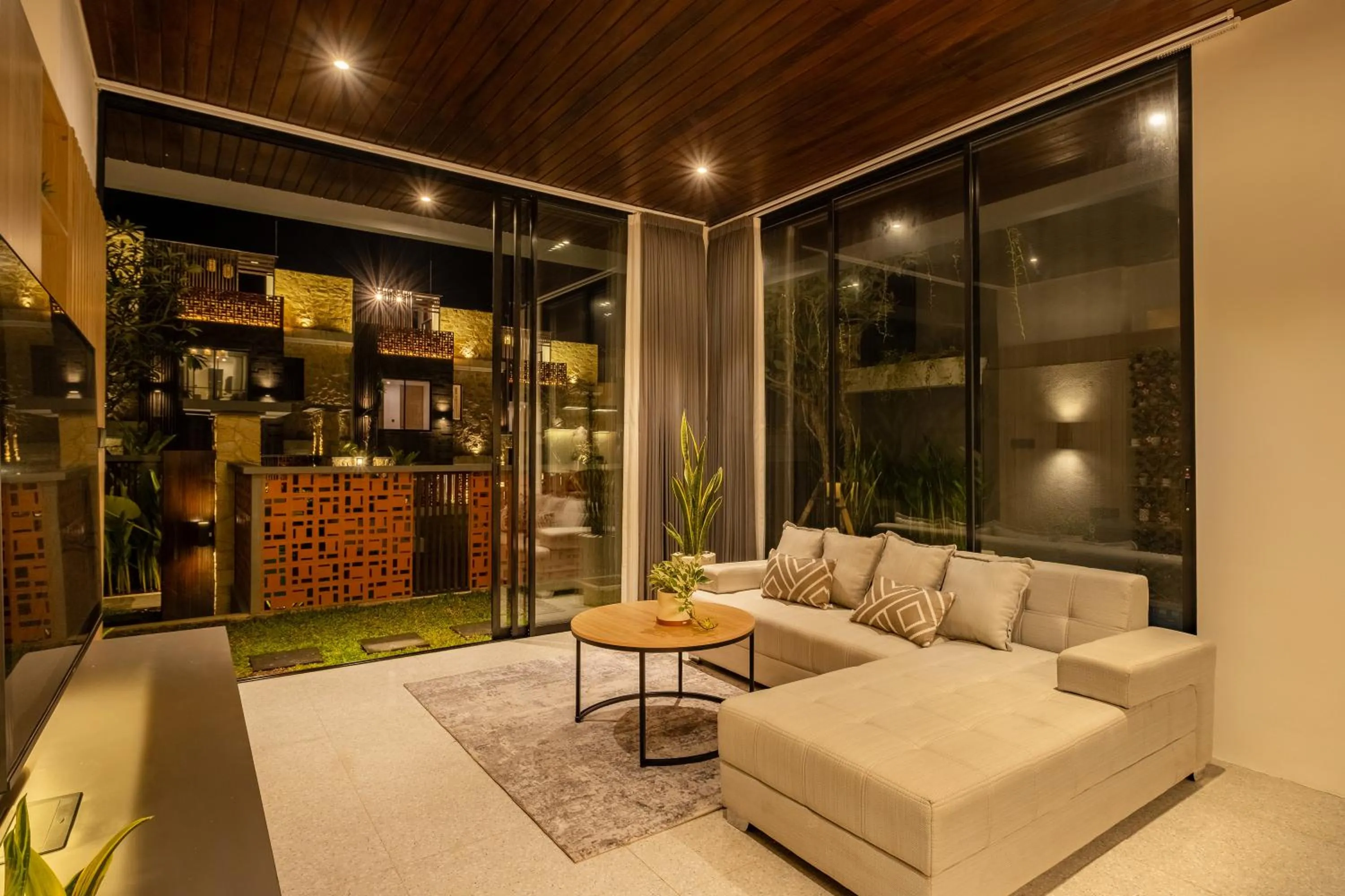 Private Villa Ayra 9C By OriVista 10min to Melasti Beach
