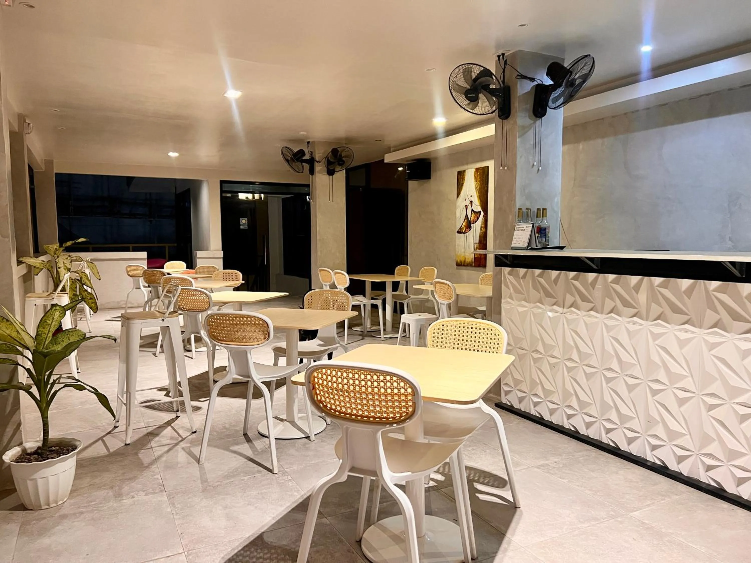 Dining area in La Palme