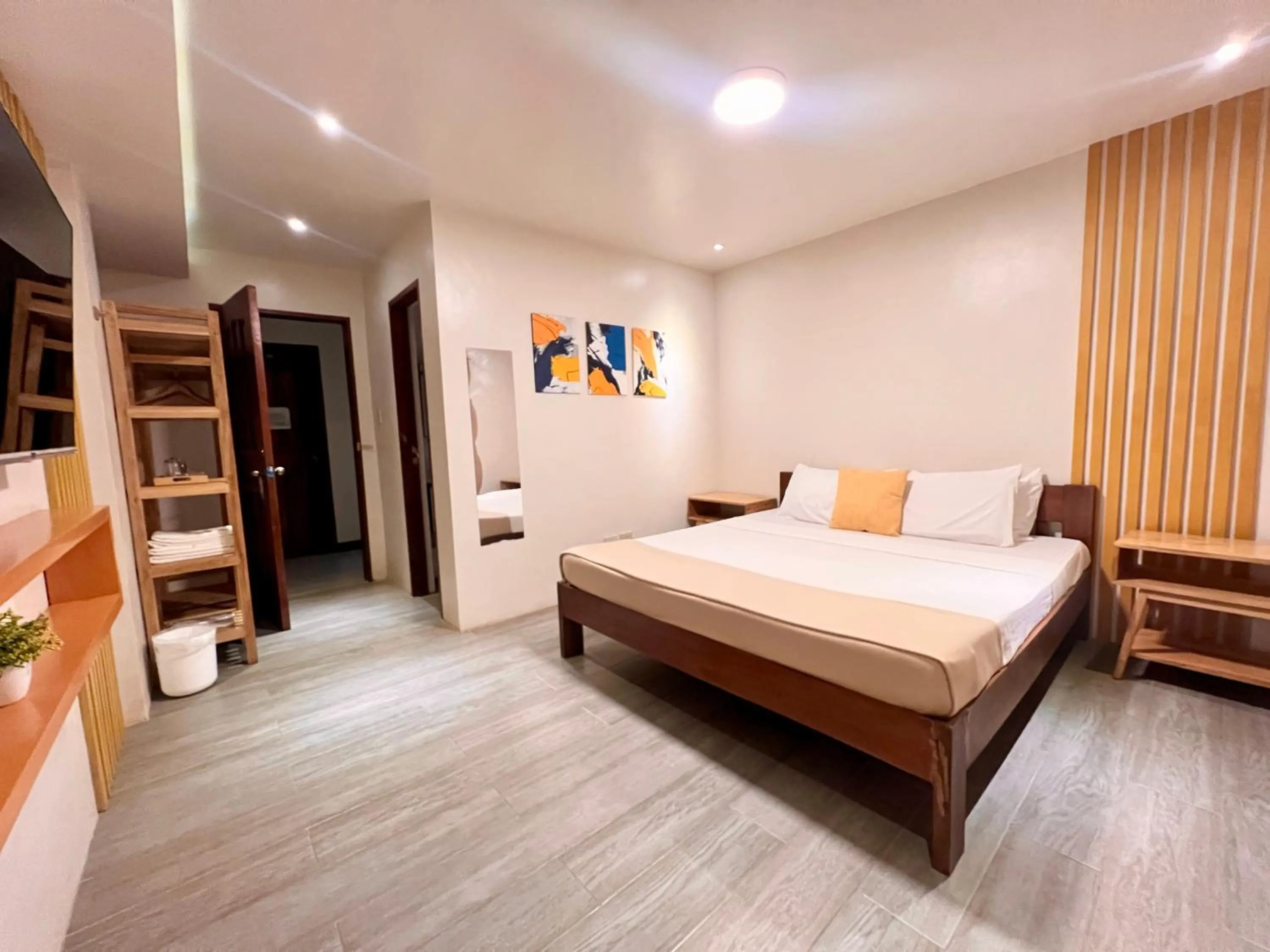 Photo of the whole room, Bed in La Palme
