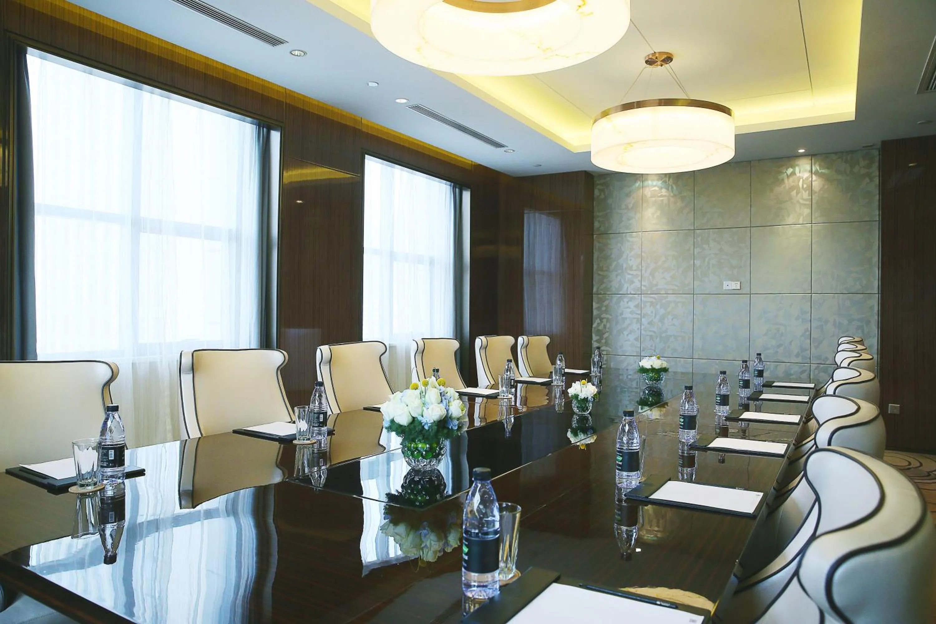 Meeting/conference room in Yinchuan Xifujing Hotel
