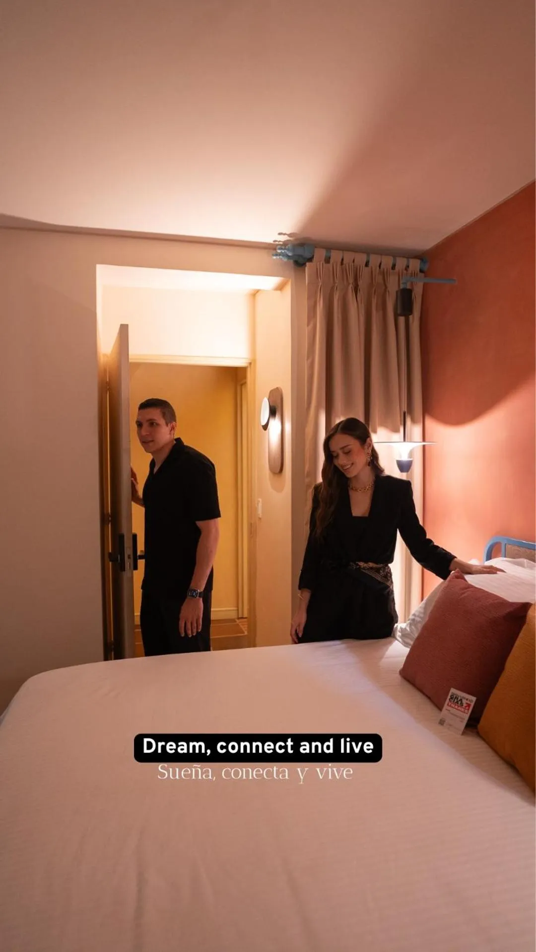 People, Bed in Autenthico Provenza Home Medellin