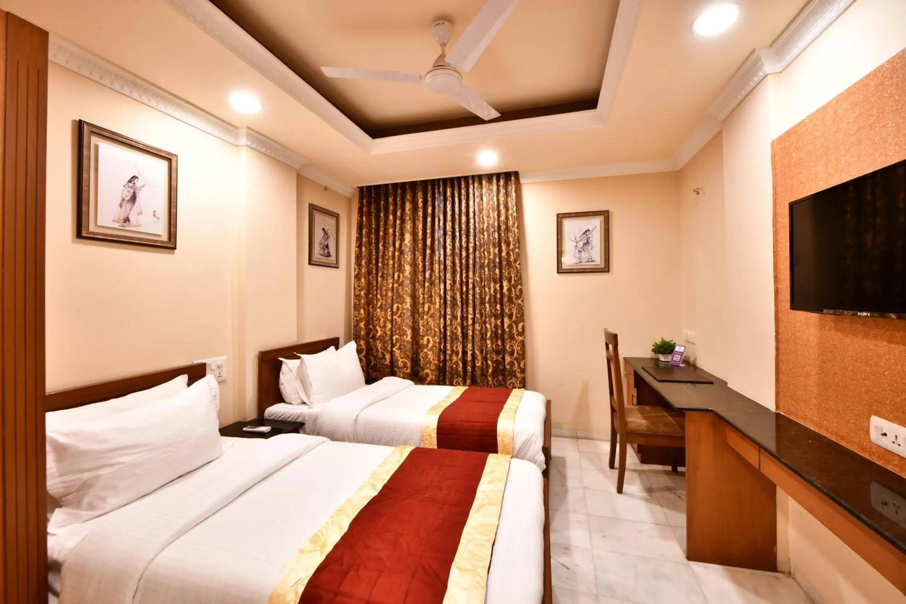 Bed in Click White House Residency, Vadodara Bed in Click White House Residency, Vadodara