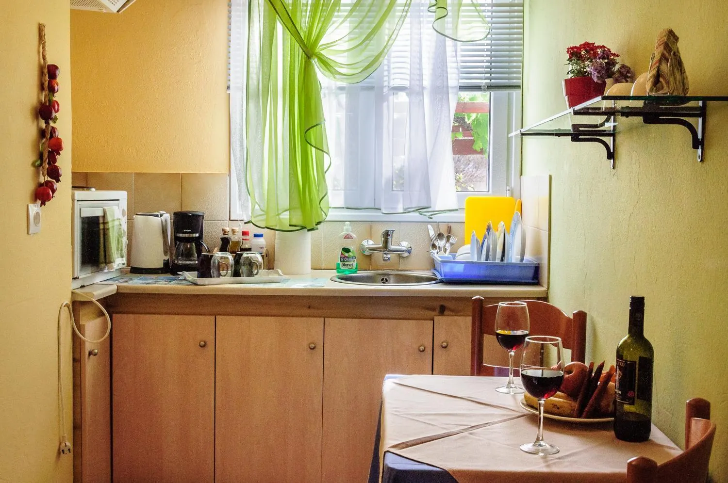 Kitchen or kitchenette in Christina Rooms