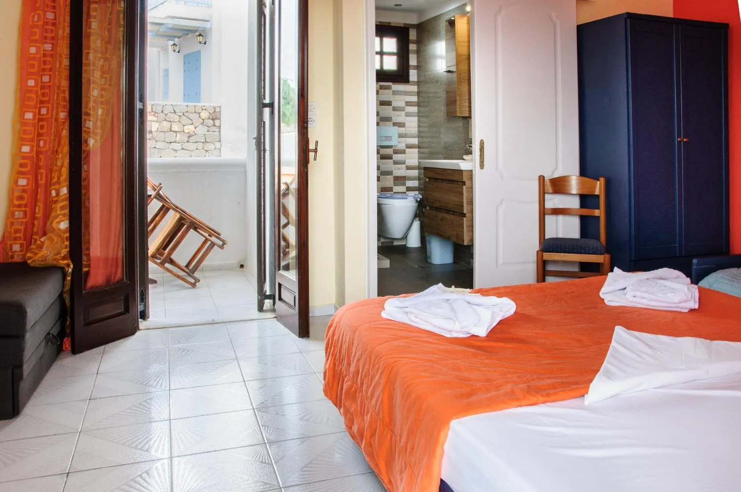 Balcony/Terrace, Bed in Christina Rooms