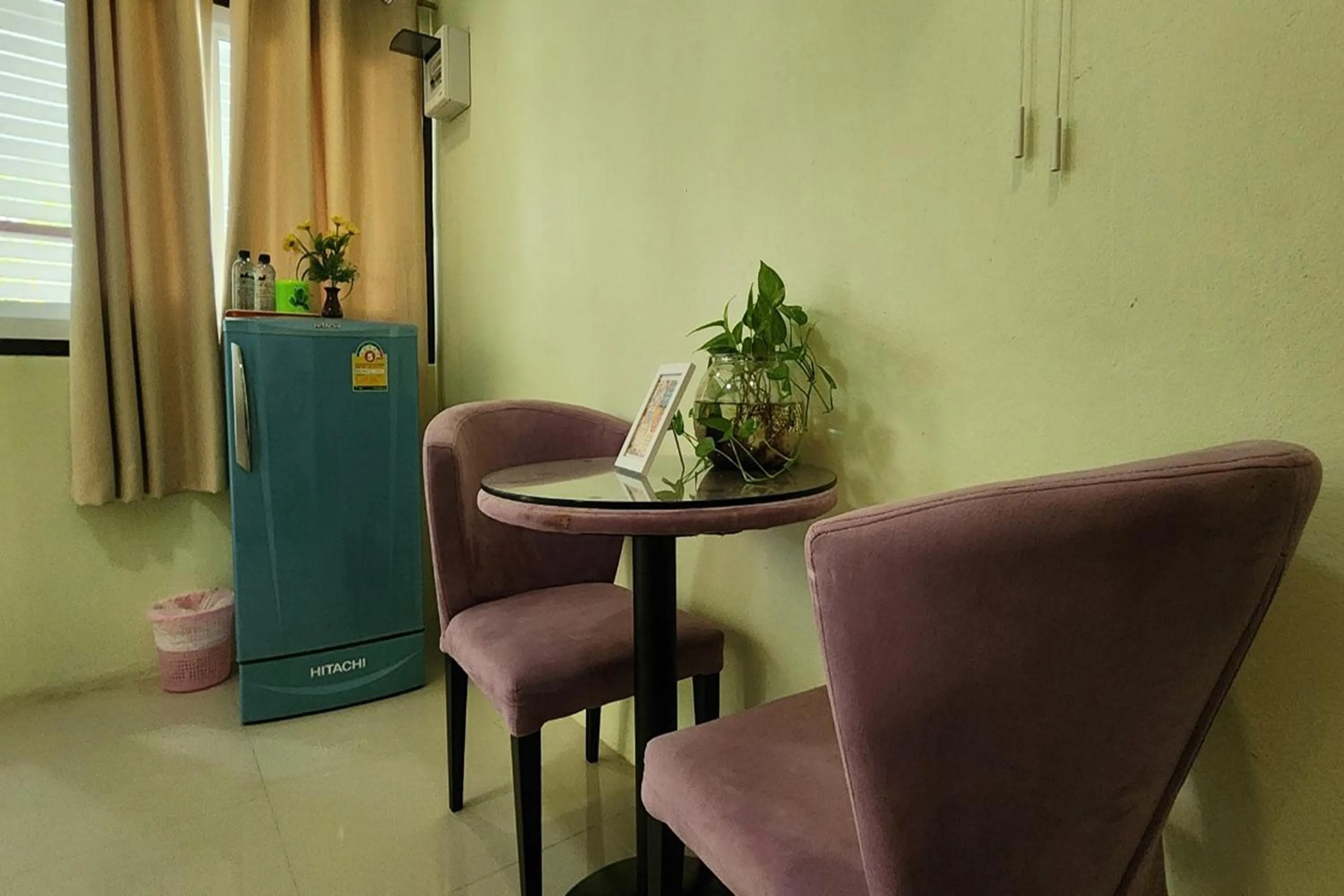 Living room in Ton Hom Pool Party