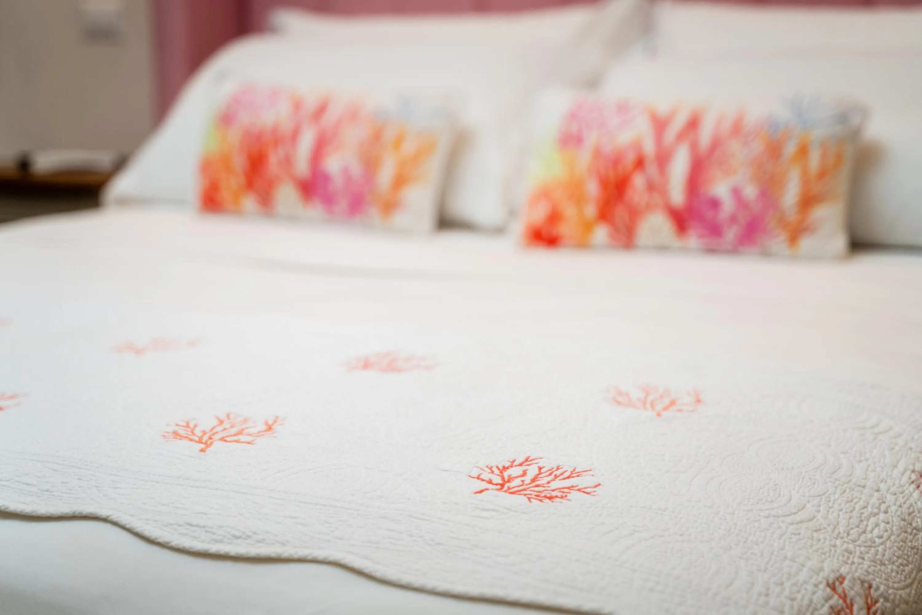 Bed in Onda Marina Rooms