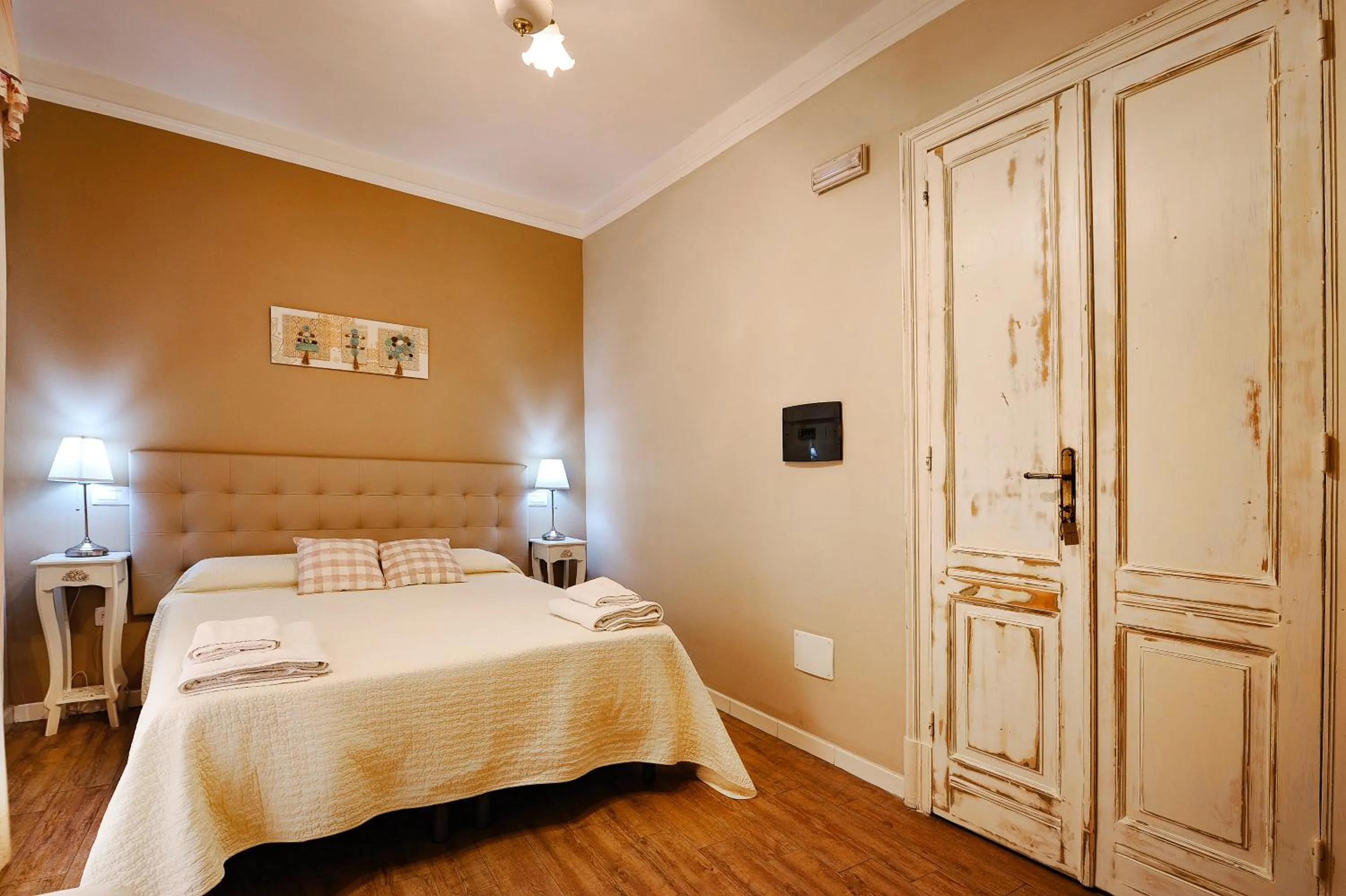 Shower, Bed in Onda Marina Rooms