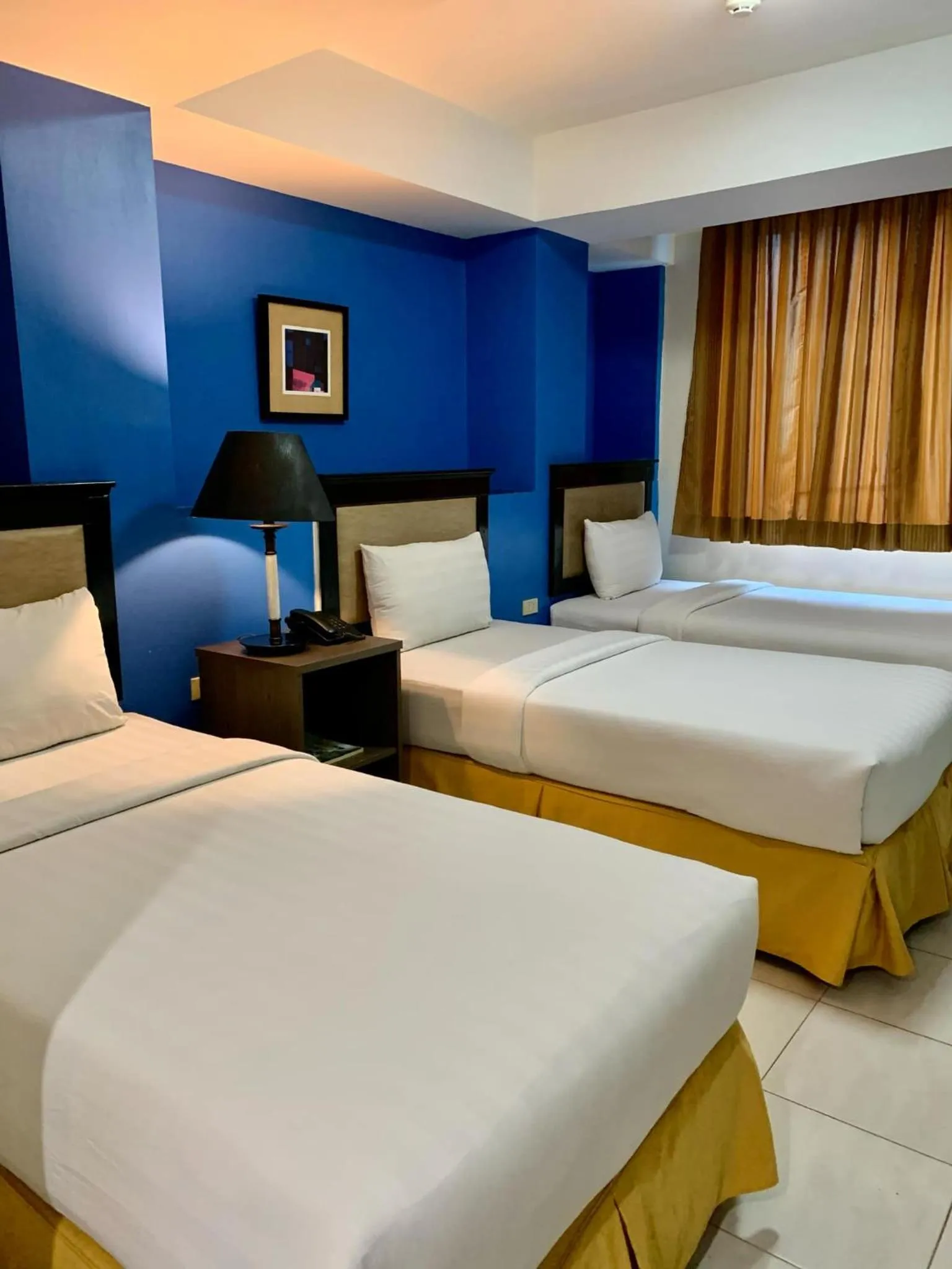 Bed in WJV Premium Hotel