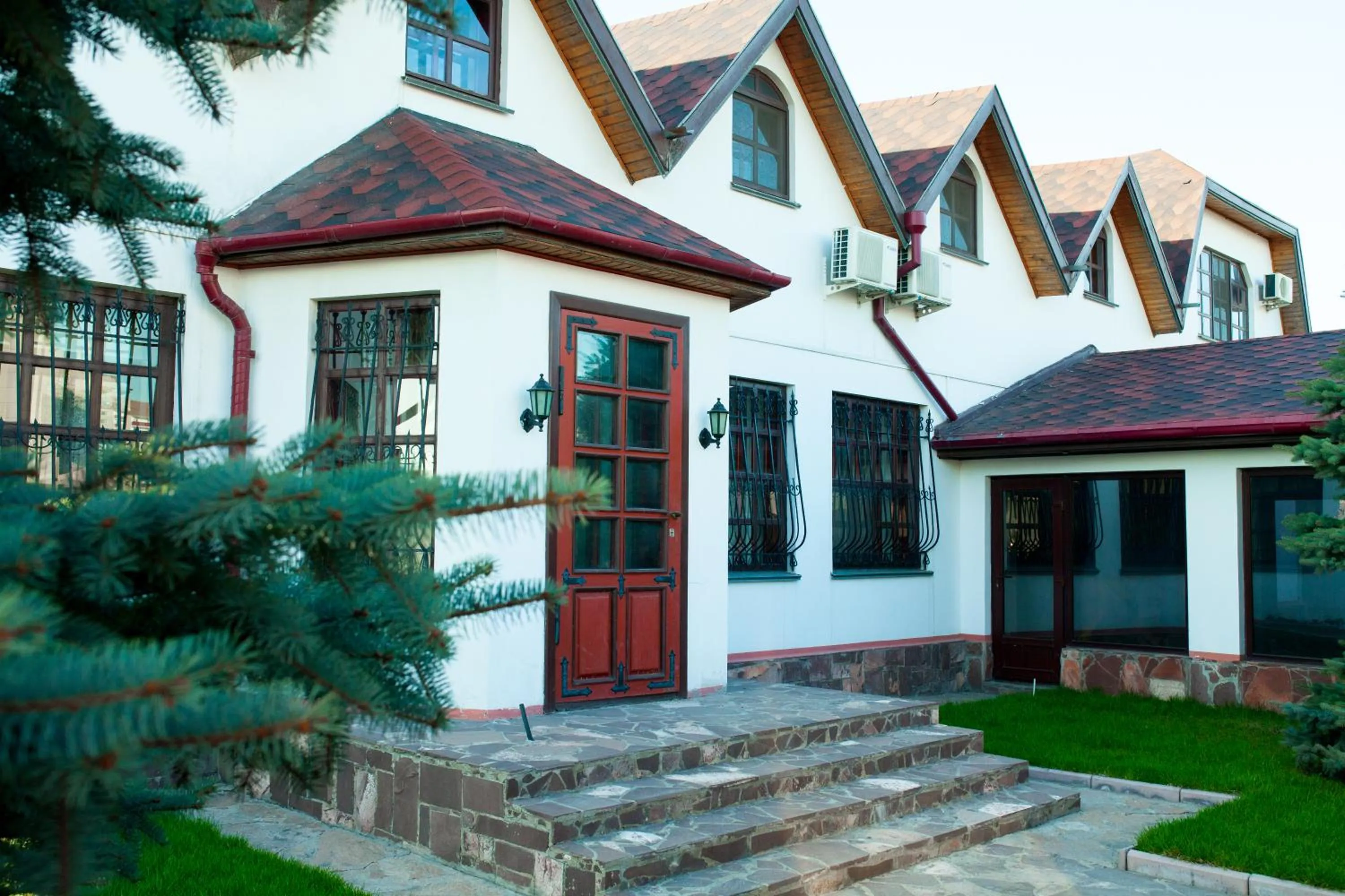 Facade/entrance in Hotel Miss Mari