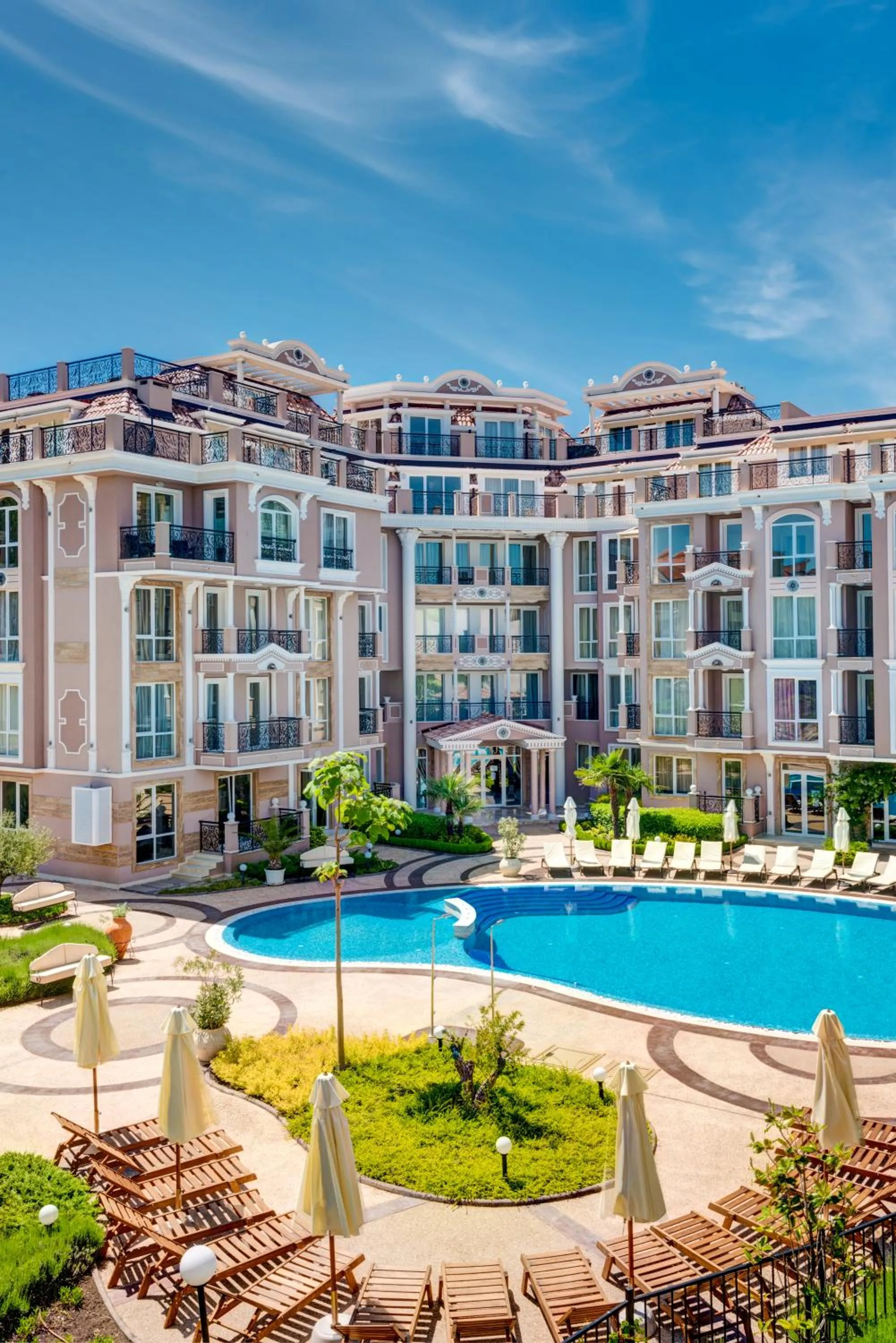 Izida Palace Apartments