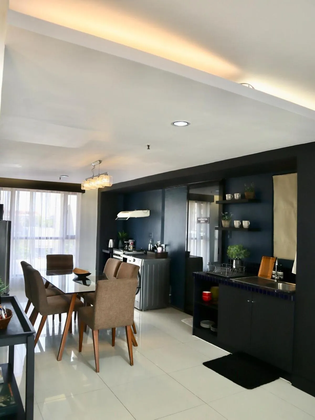 Soho-Style Loft - City Center with 4BR, Wifi and Gameroom