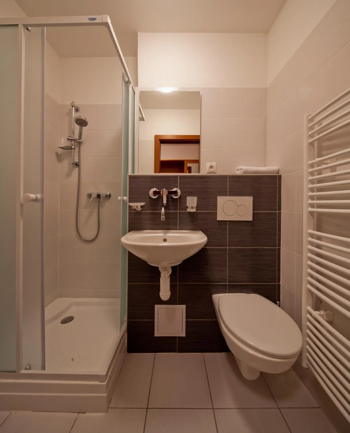 Bathroom in Hotel Limba CTT