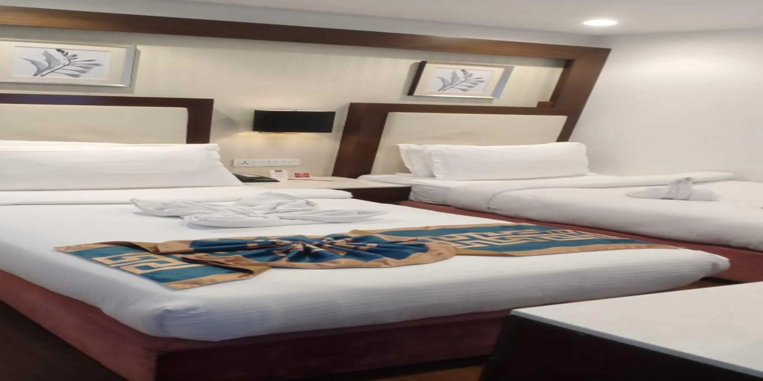 Bed in Lords Inn Jodhpur