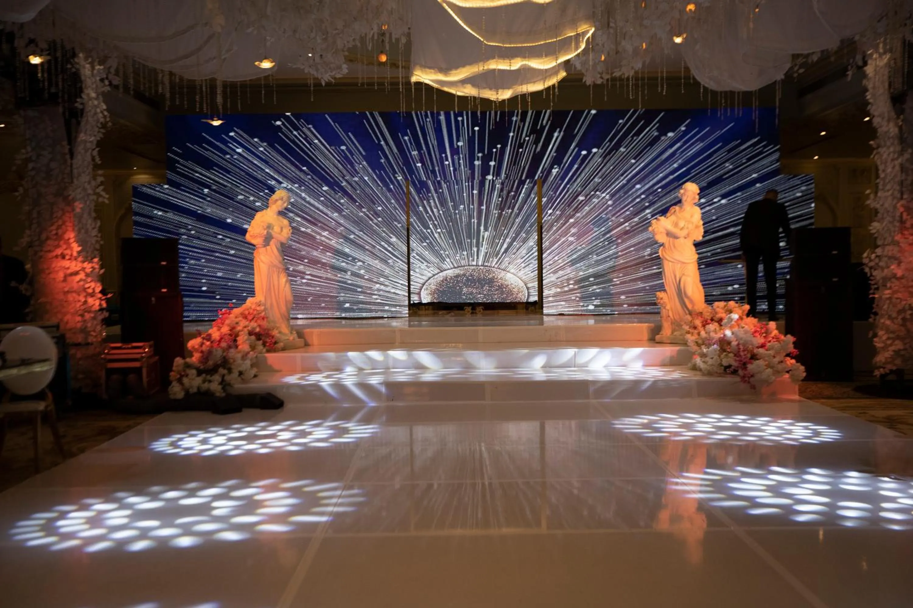 wedding in Oriental grand Plaza