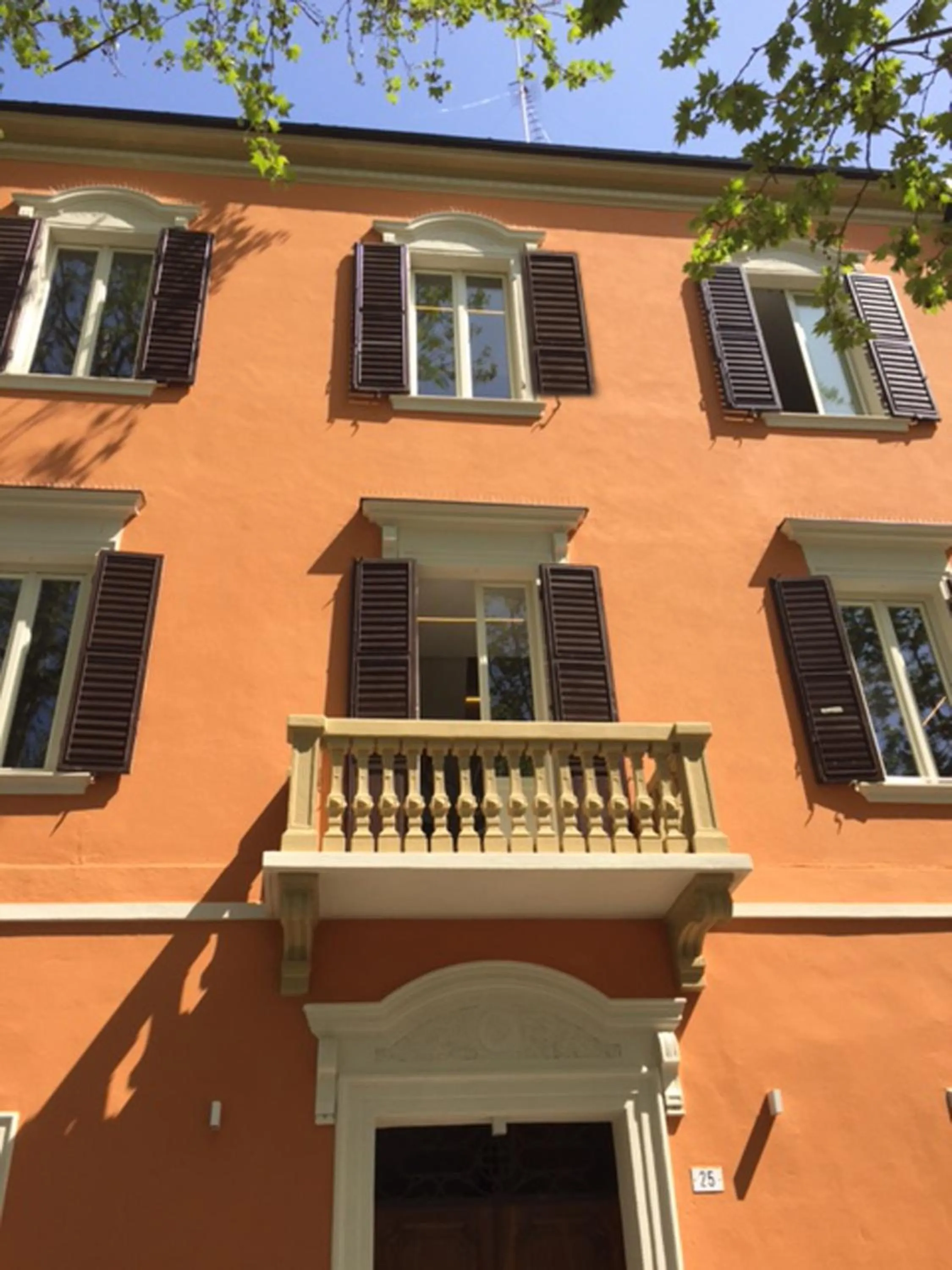 Facade/entrance in Vittorio Veneto 25