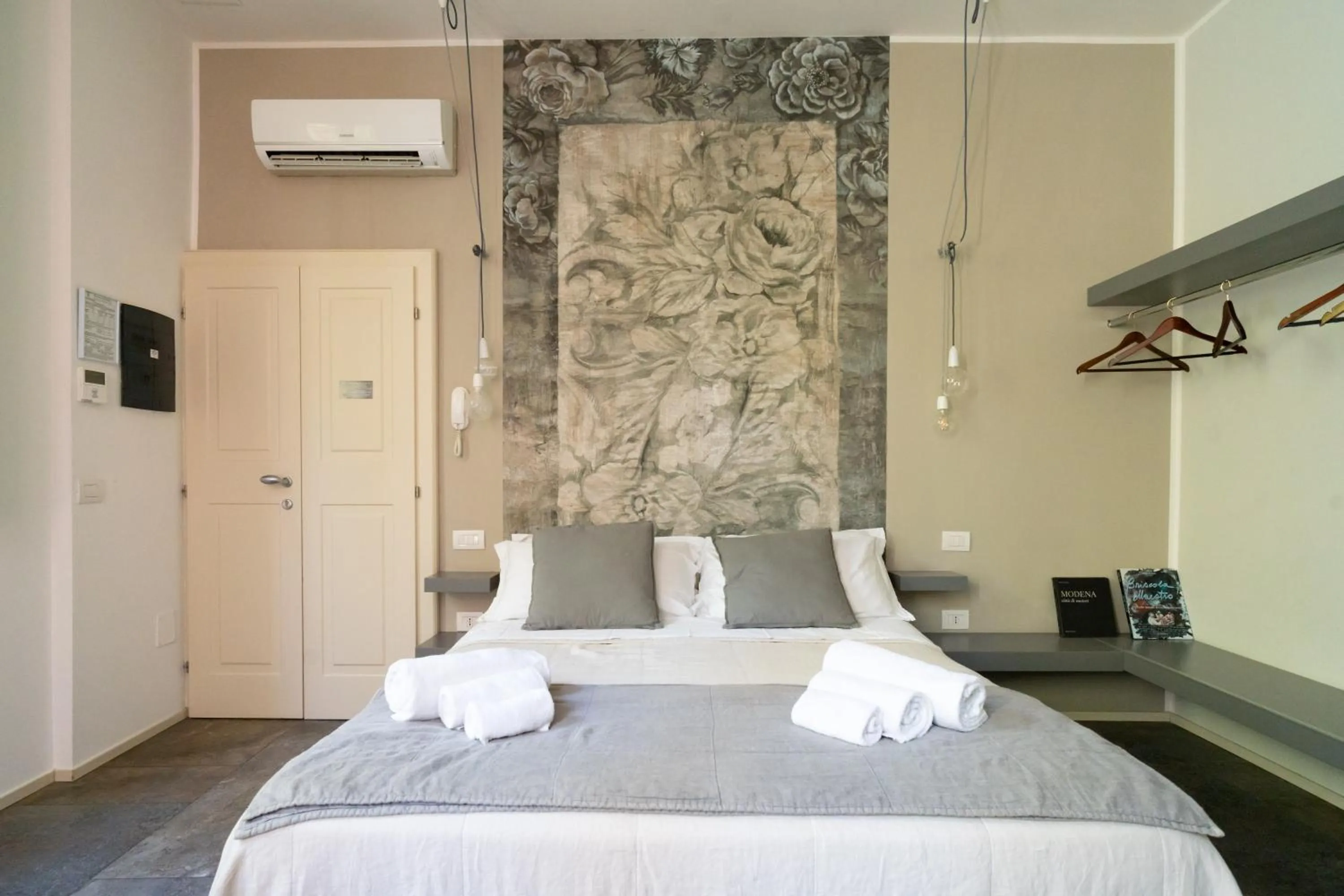 Bed in Vittorio Veneto 25