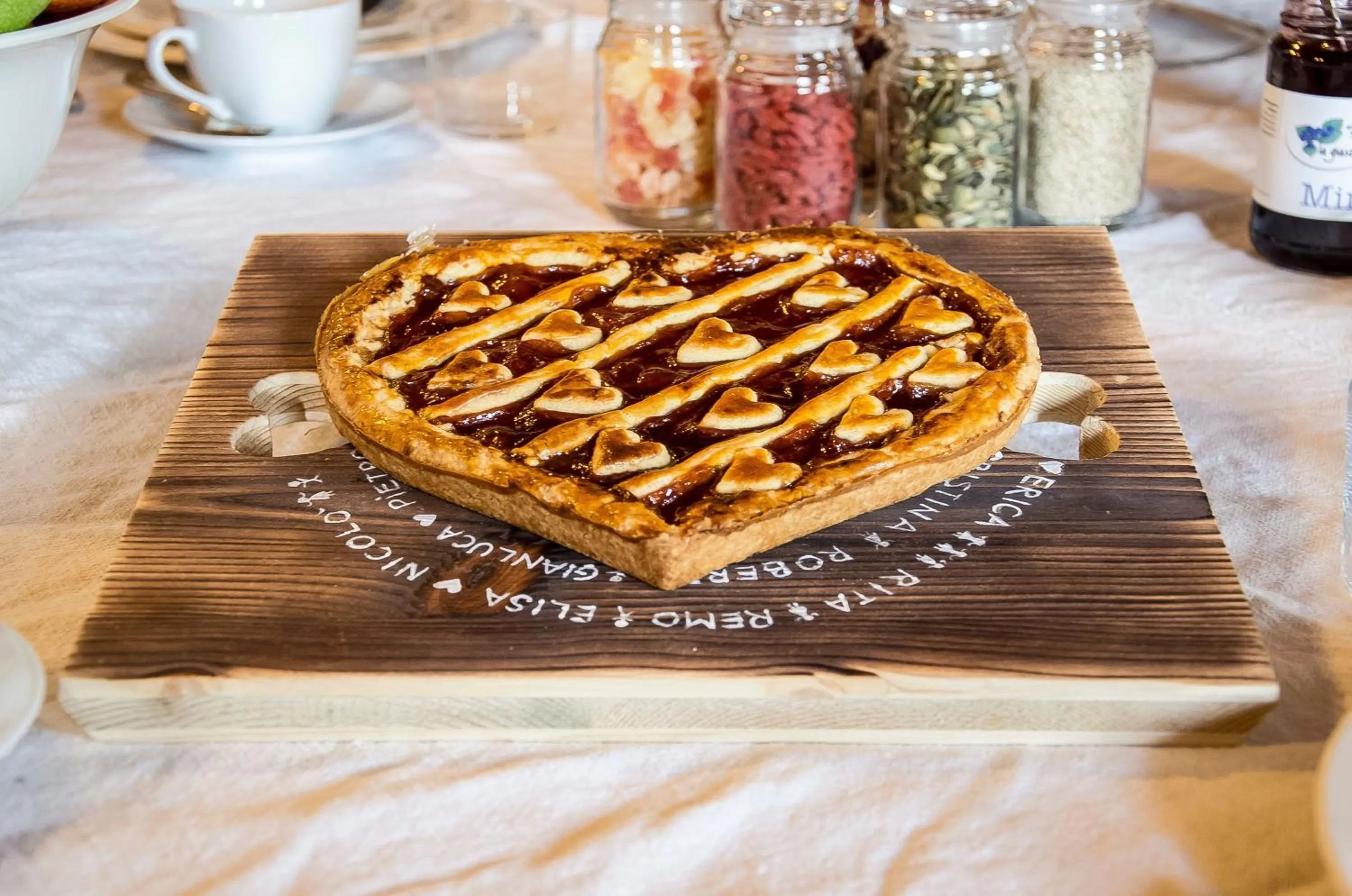 Continental breakfast in B&B Rossodisera