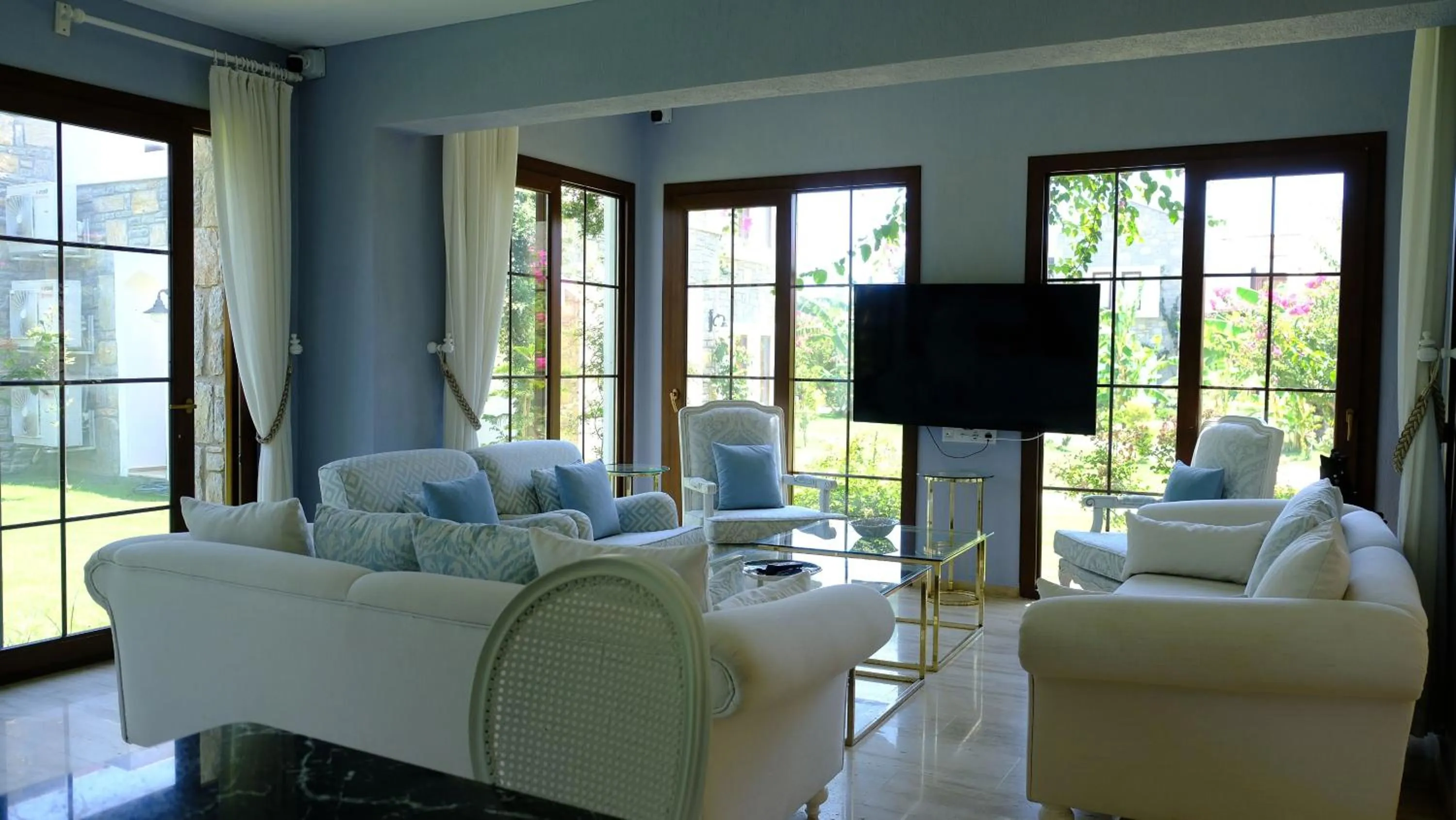 Seating area in Datca Doris Hotel