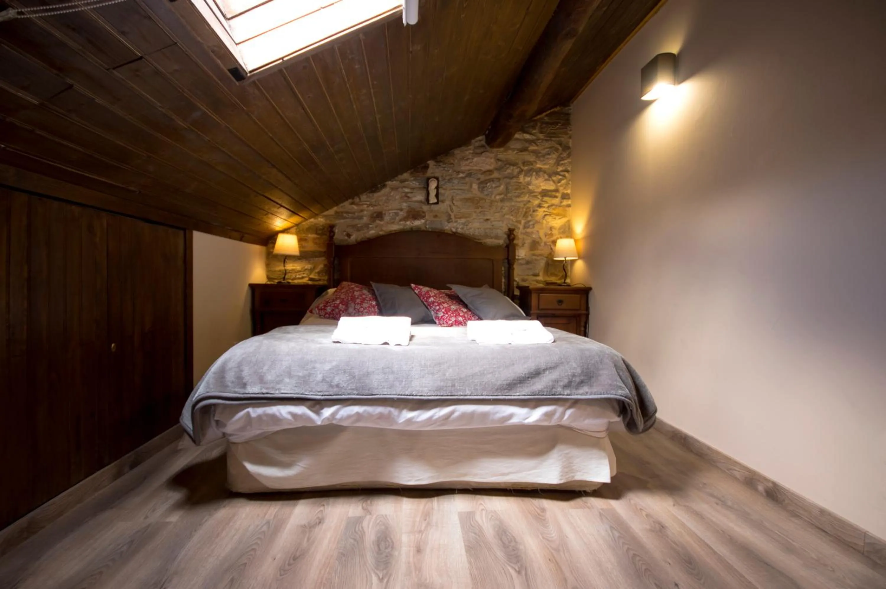 Photo of the whole room, Bed in La Casona de Sarria