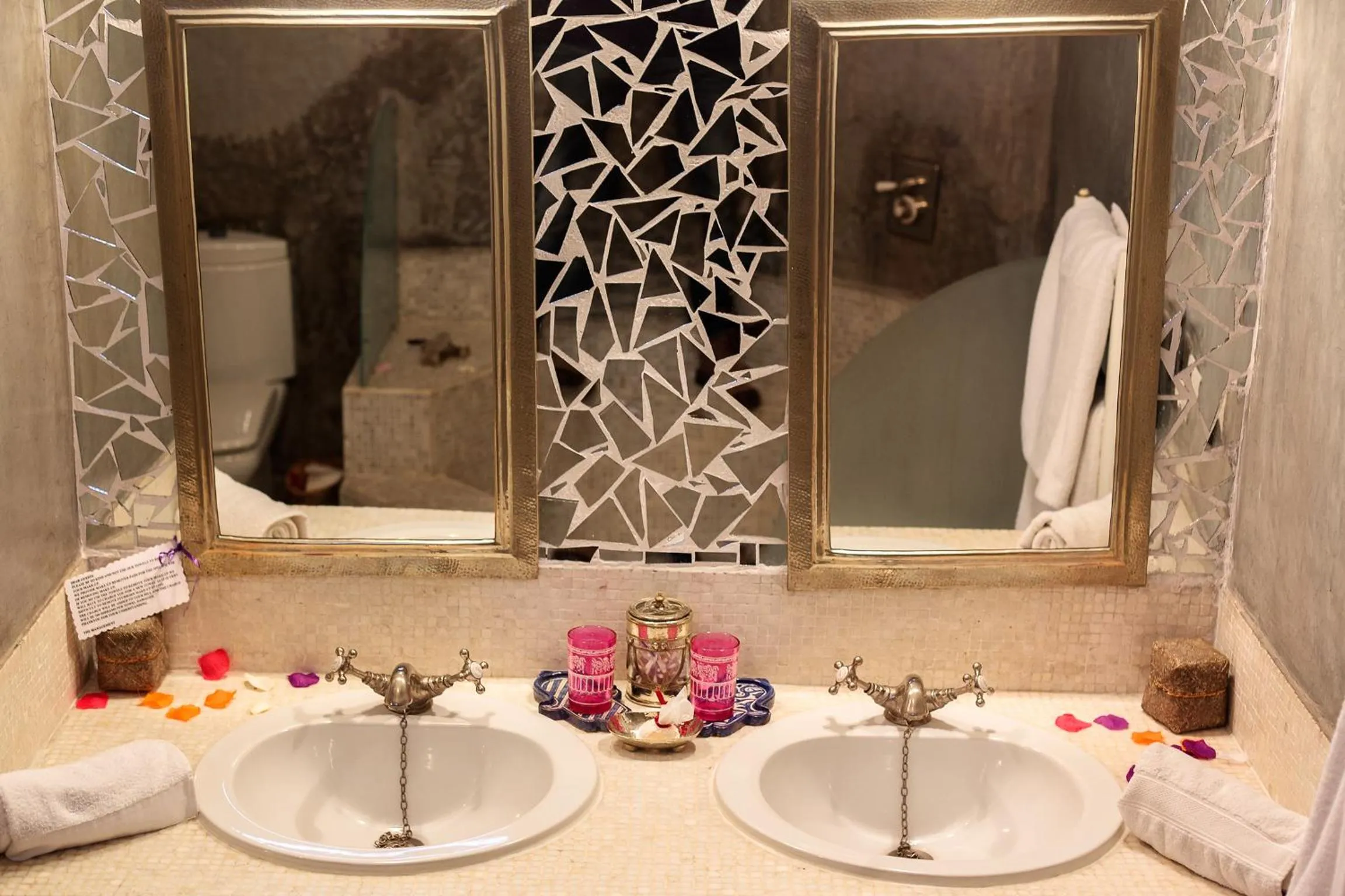 Bathroom in Dar Charkia