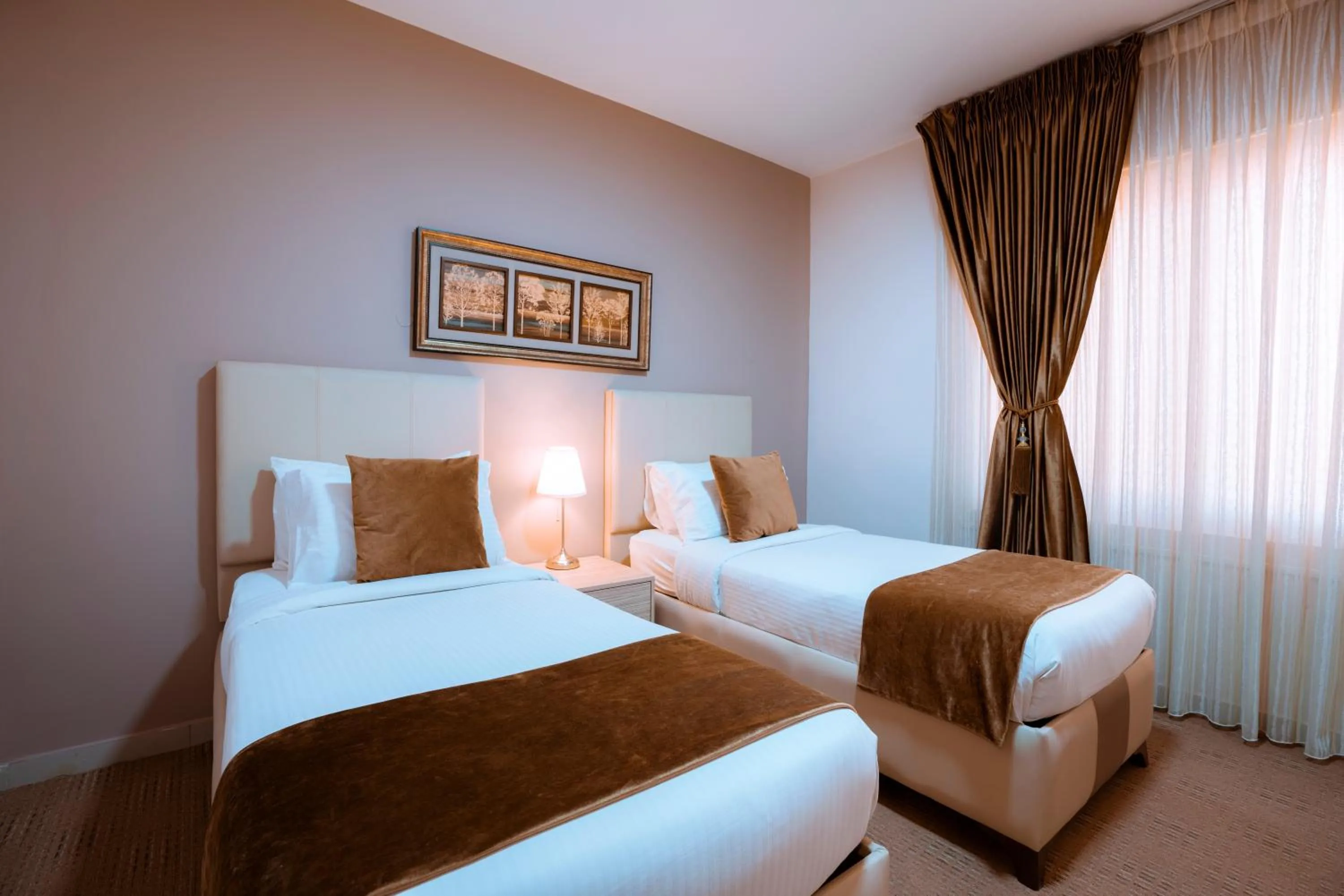 Bedroom, Bed in Rawa Luxury Hotel Suites