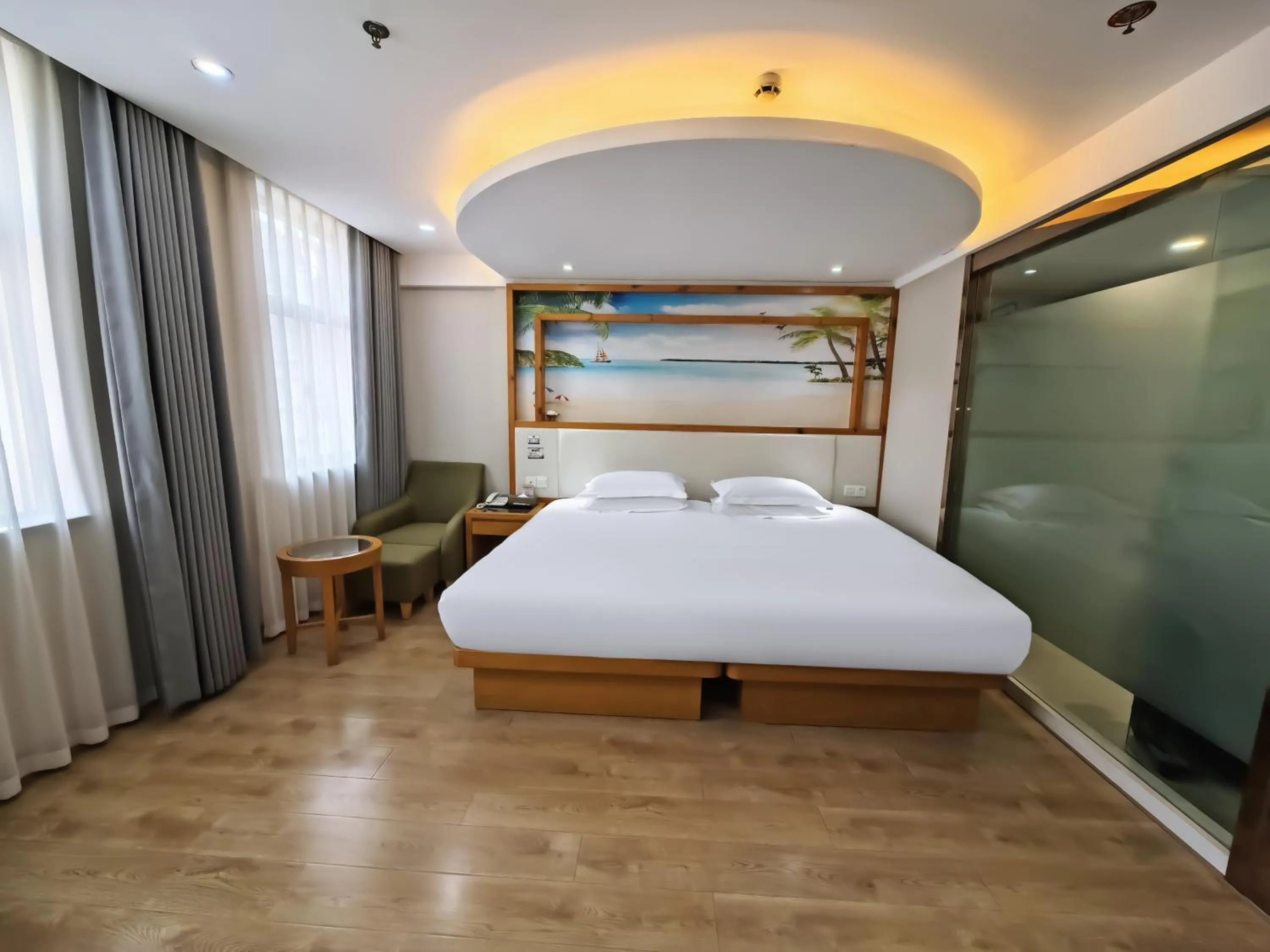 Bedroom, Bed in Yiwu Ruifeng Hotel