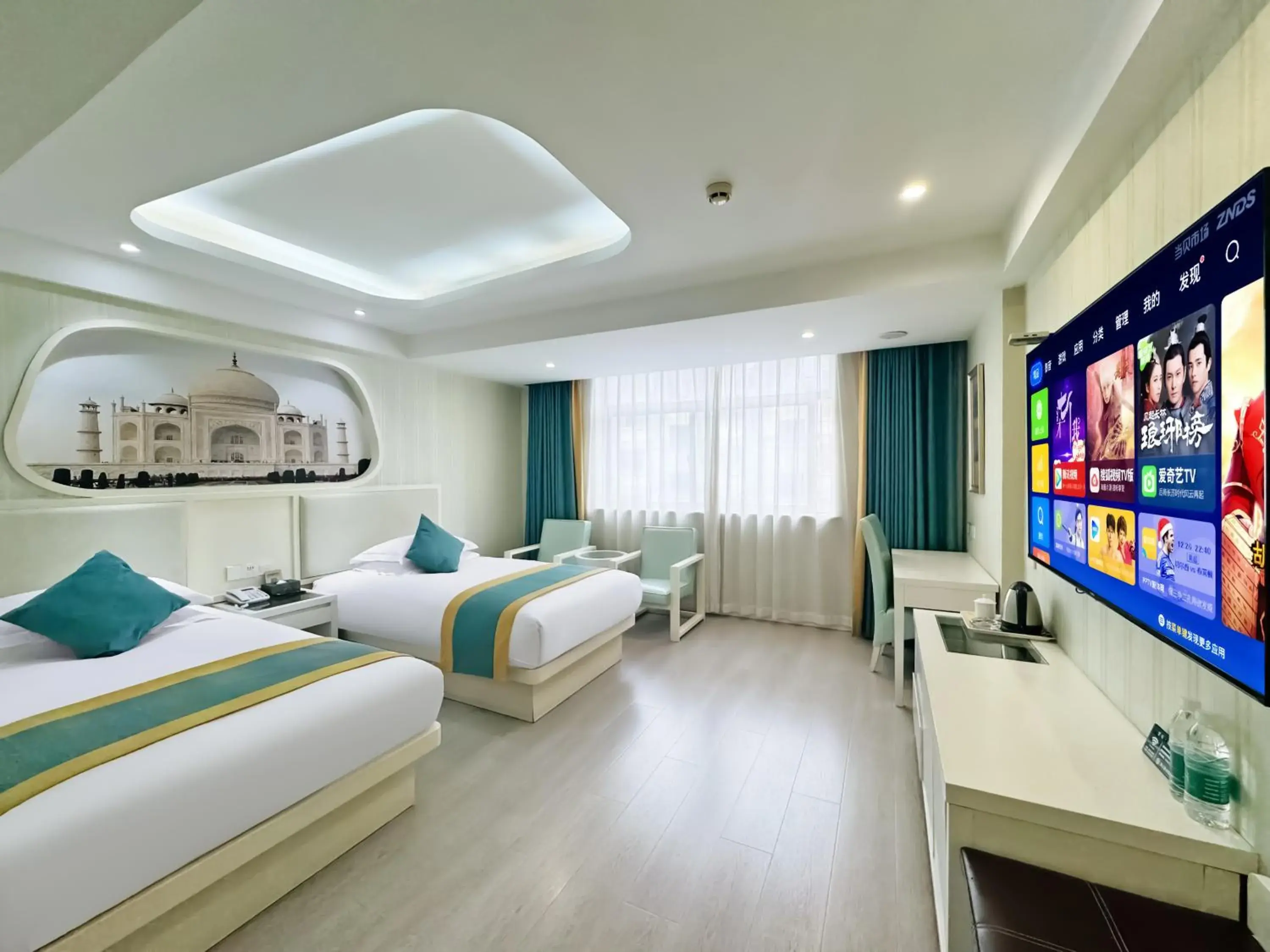 Deluxe Double or Twin Room in Yiwu Ruifeng Hotel Deluxe Double or Twin Room in Yiwu Ruifeng Hotel