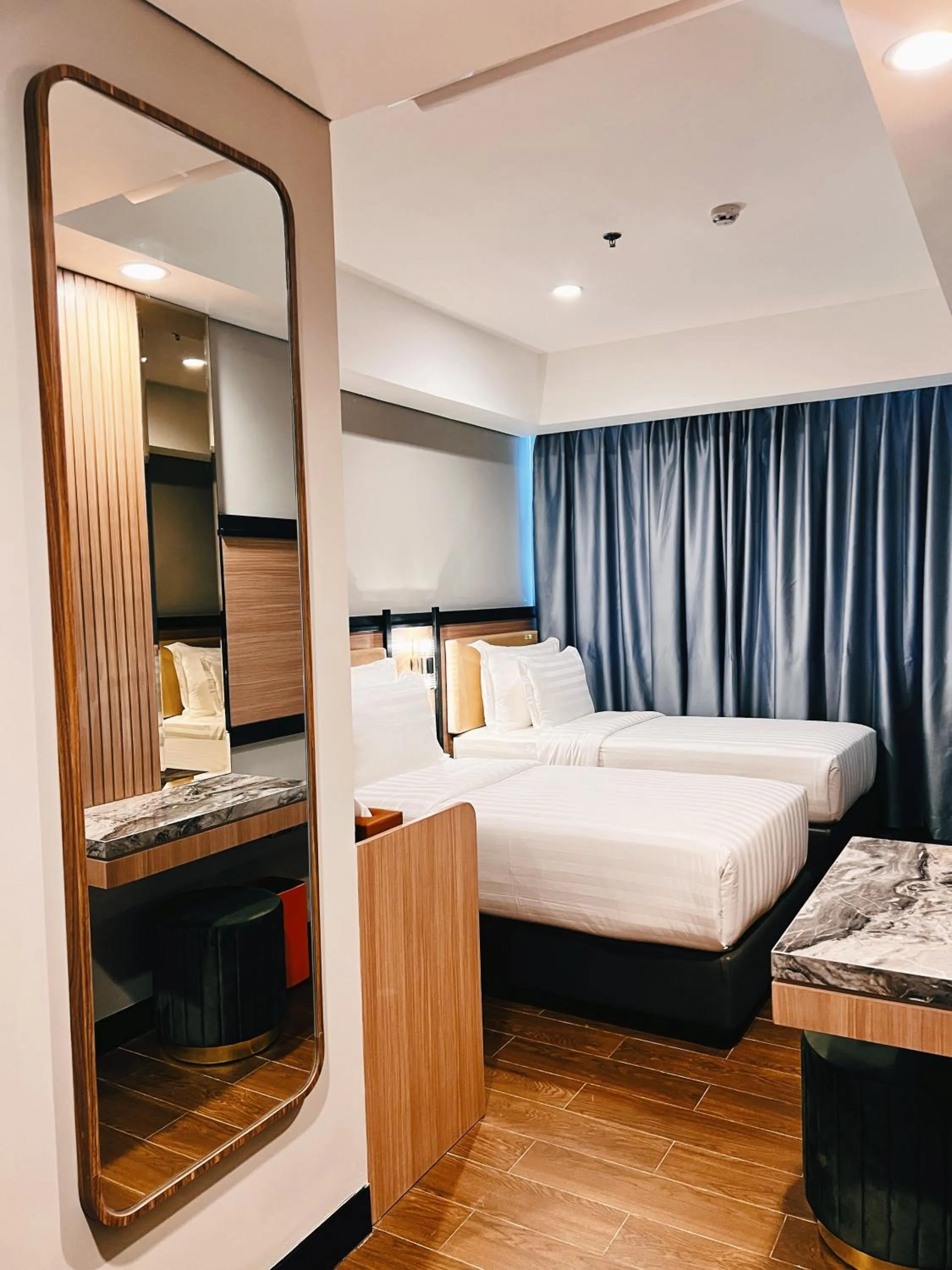 Bedroom, Bed in d'primahotel Airport Sultan Hasanuddin Makassar