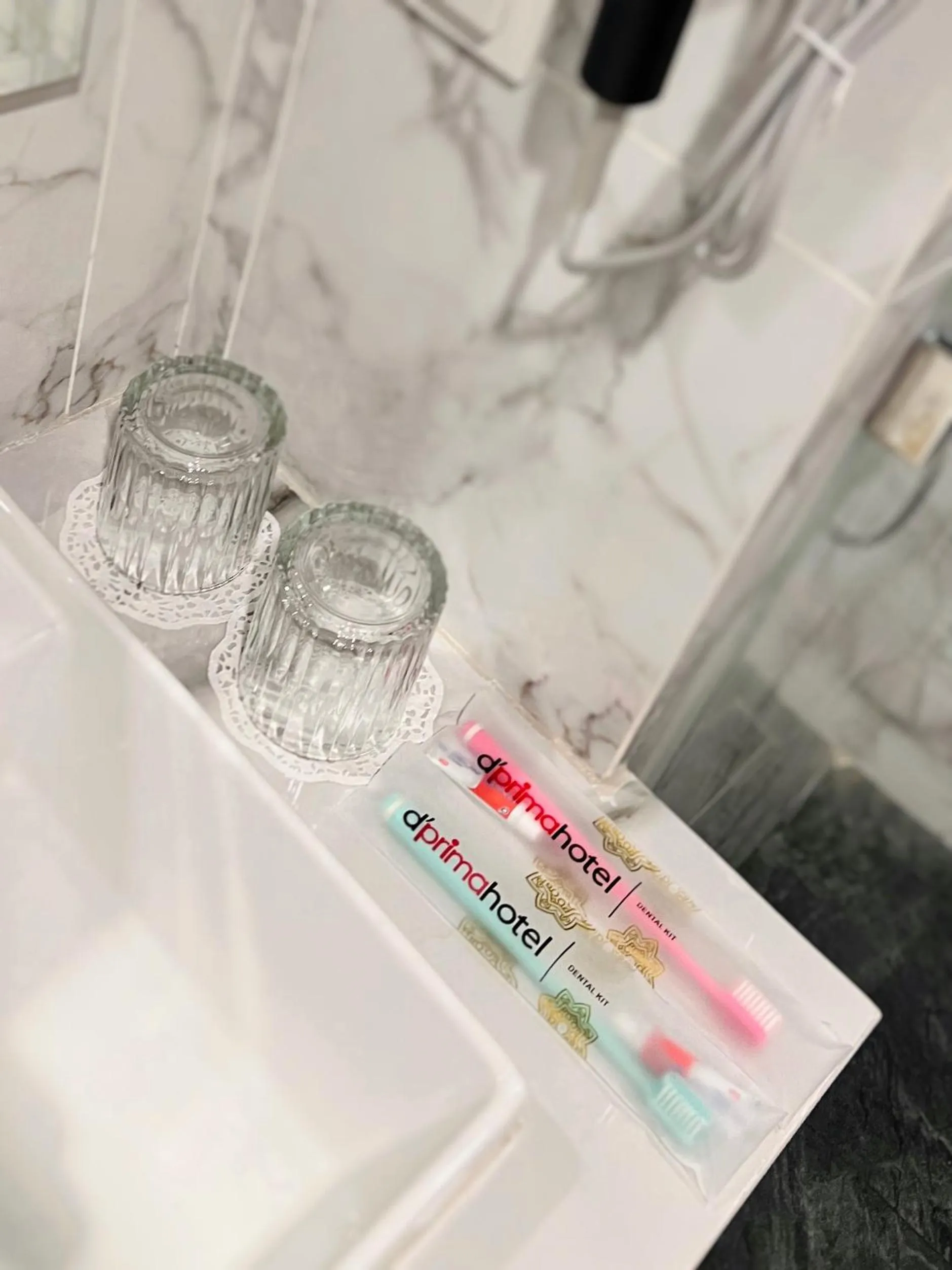 Bathroom in d'primahotel Airport Sultan Hasanuddin Makassar