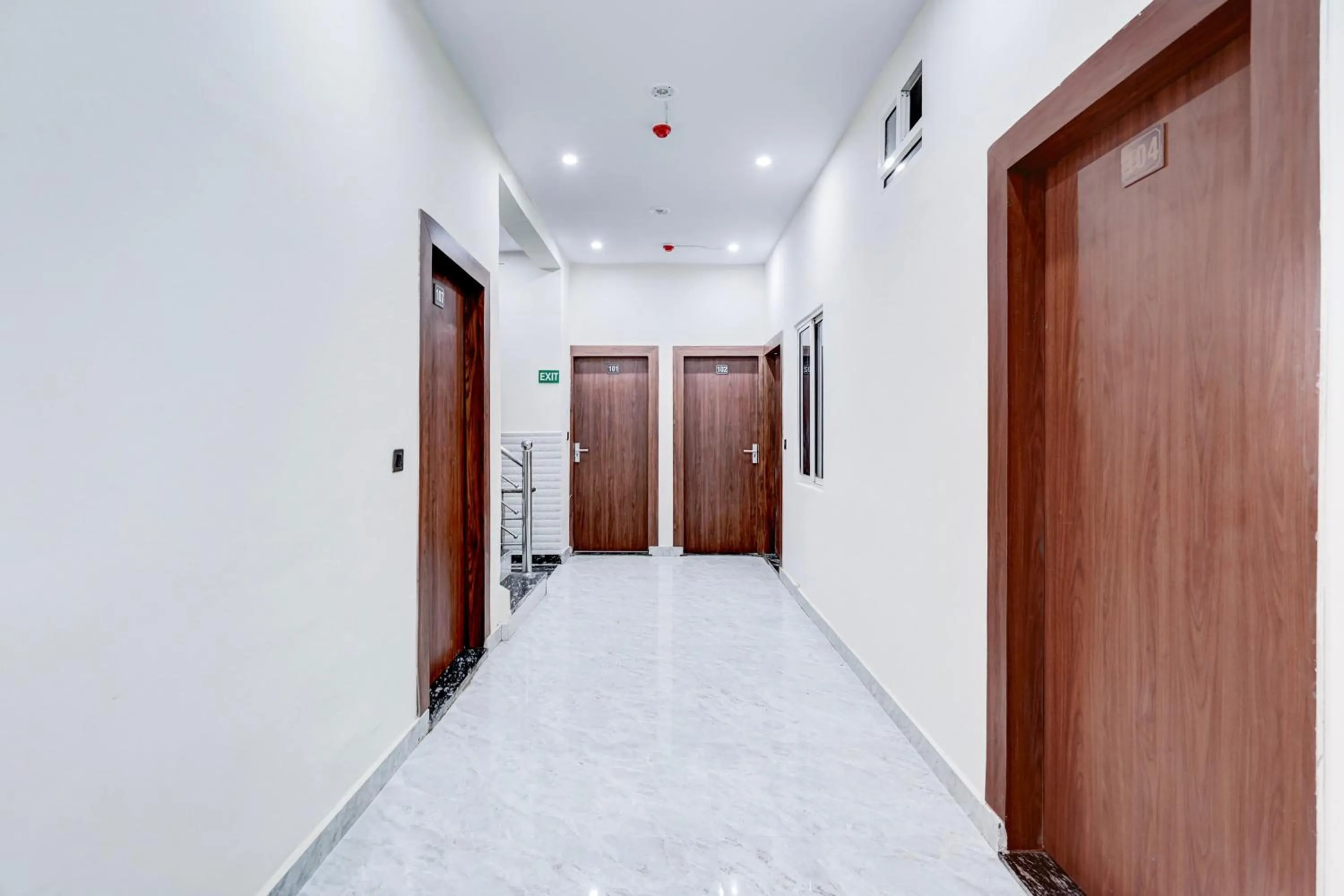 Super Hotel O Shree Ji Puram Near Prem Mandir