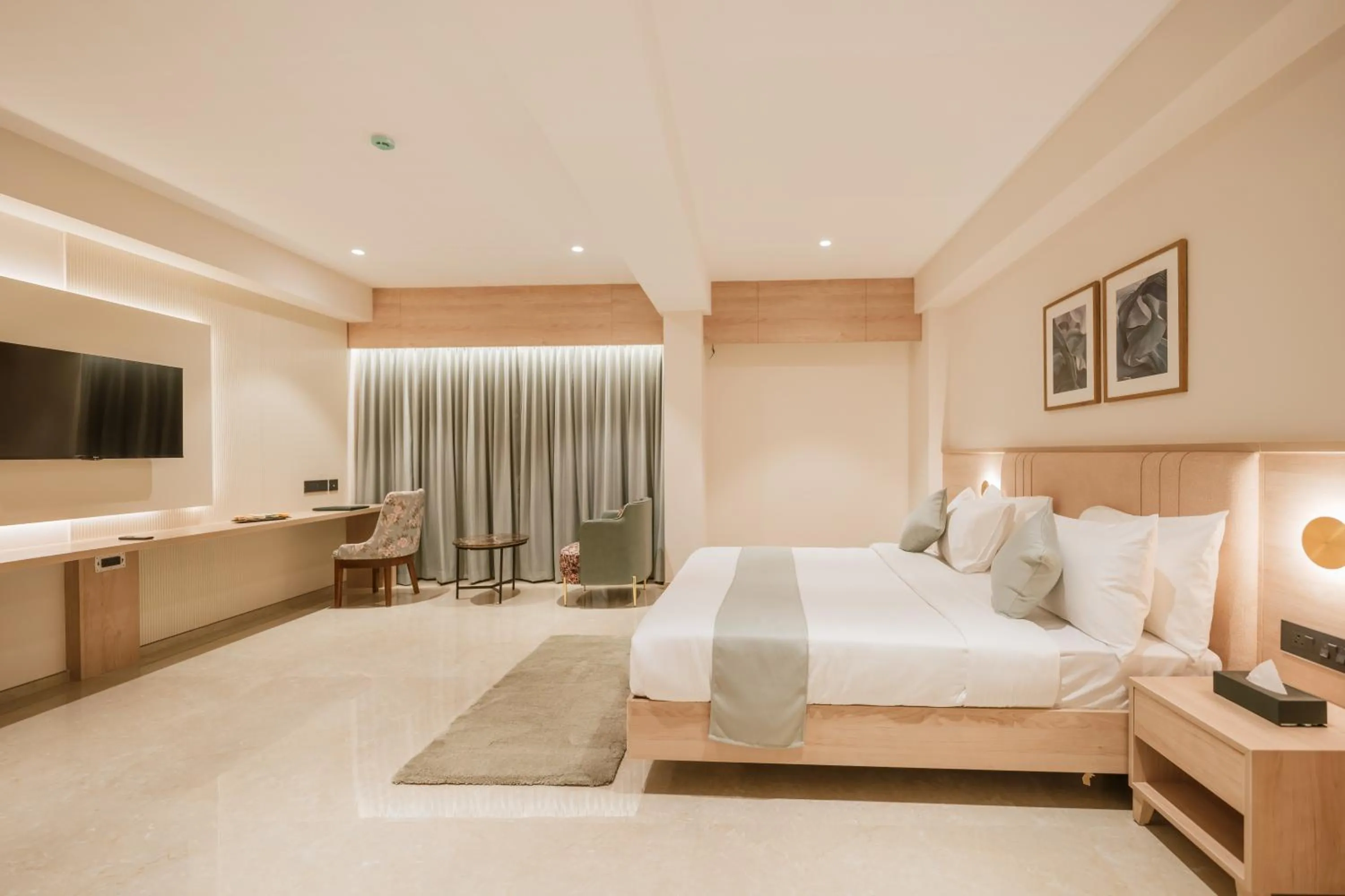 Loft Business Hotel