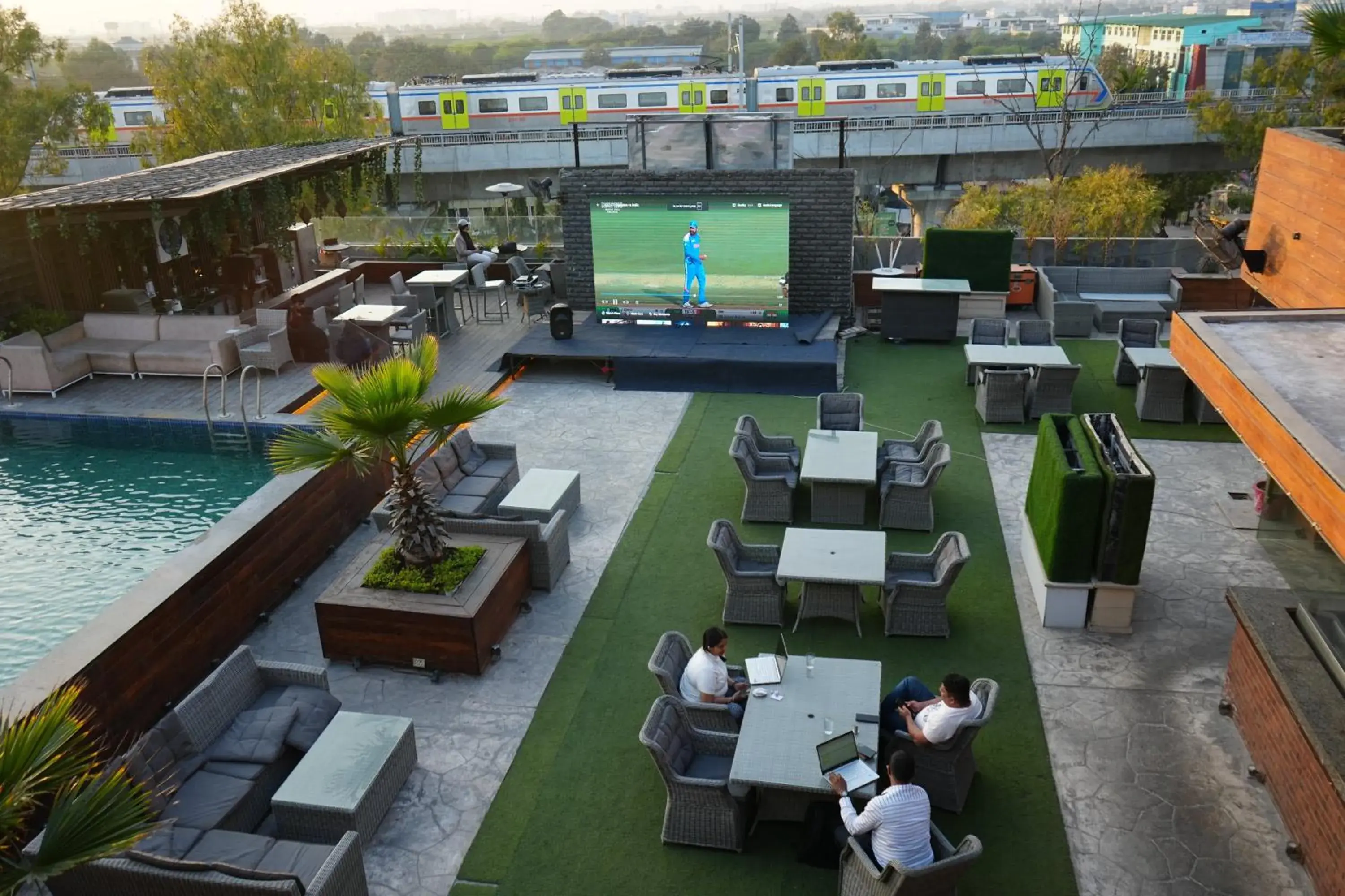 Property building in Spree Hotel Meerut Property building in Spree Hotel Meerut