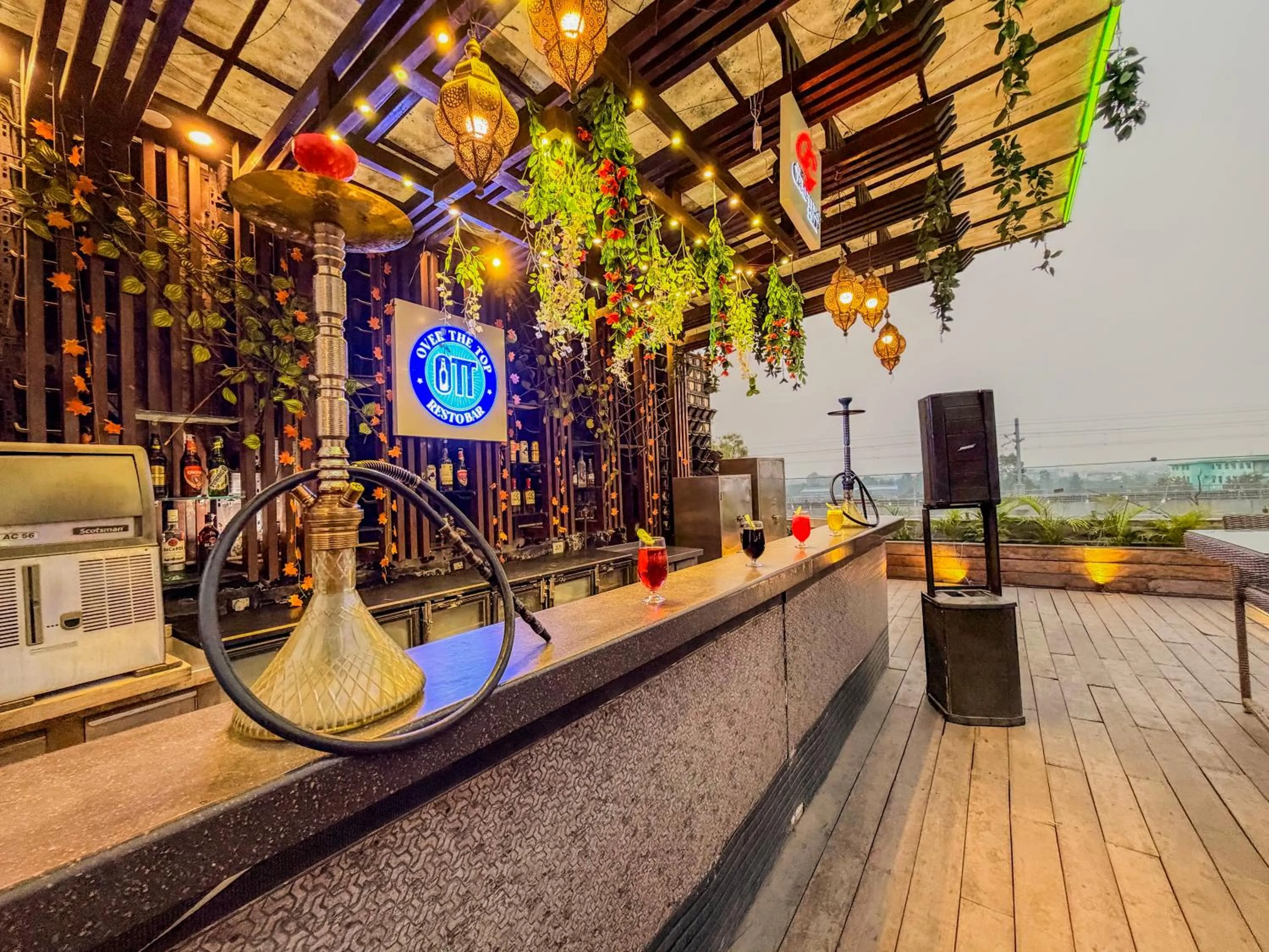 Lounge or bar in Spree Hotel Meerut