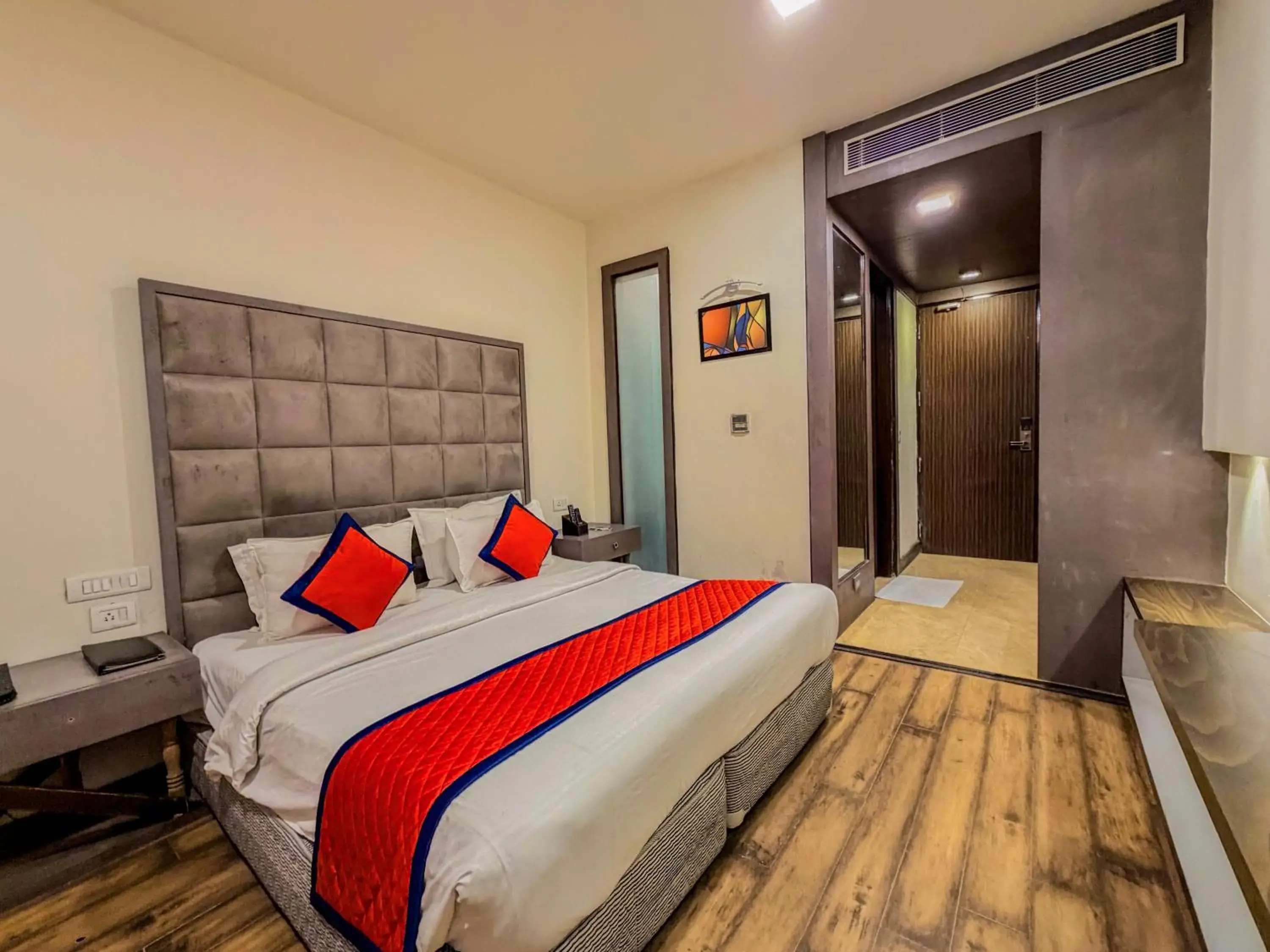 Bed in Spree Hotel Meerut Bed in Spree Hotel Meerut