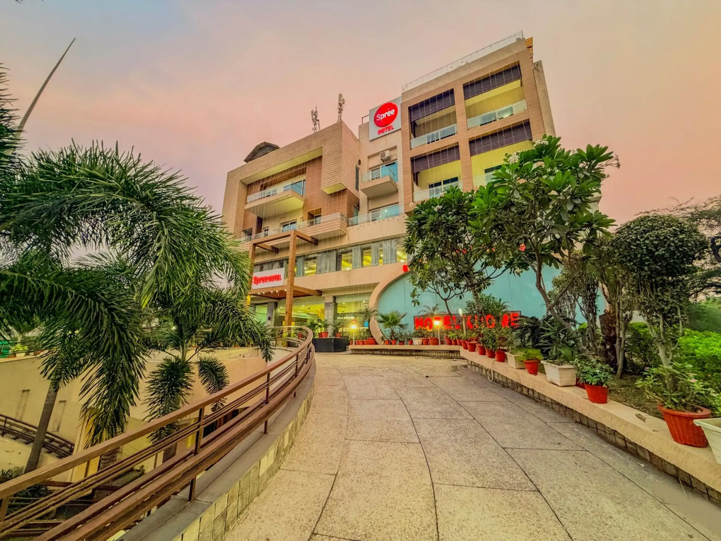 Property building in Spree Hotel Meerut Property building in Spree Hotel Meerut