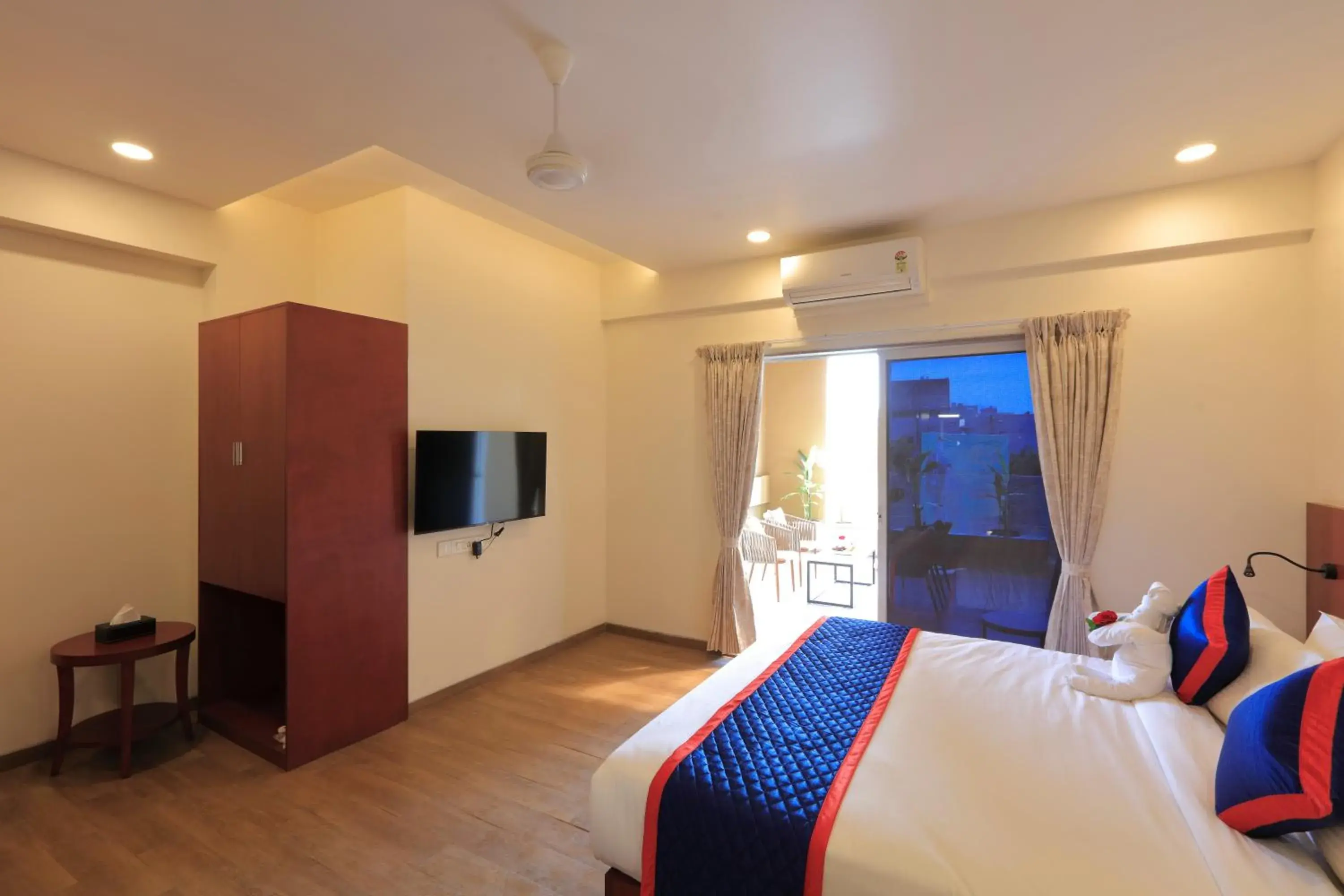 Bed in Zip By Spree Hotels Kolhapur Bed in Zip By Spree Hotels Kolhapur
