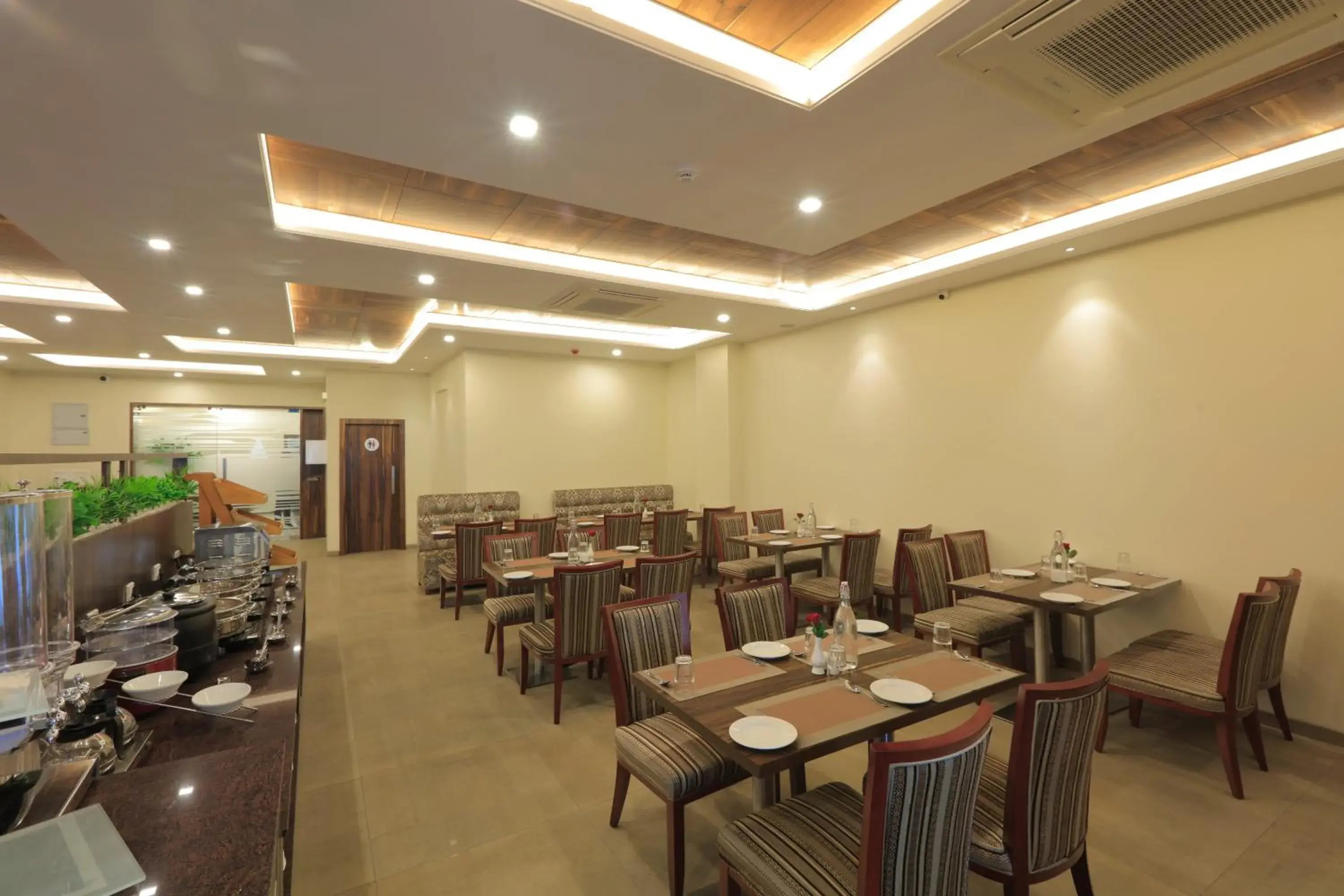 Restaurant/places to eat in Zip By Spree Hotels Kolhapur Restaurant/places to eat in Zip By Spree Hotels Kolhapur
