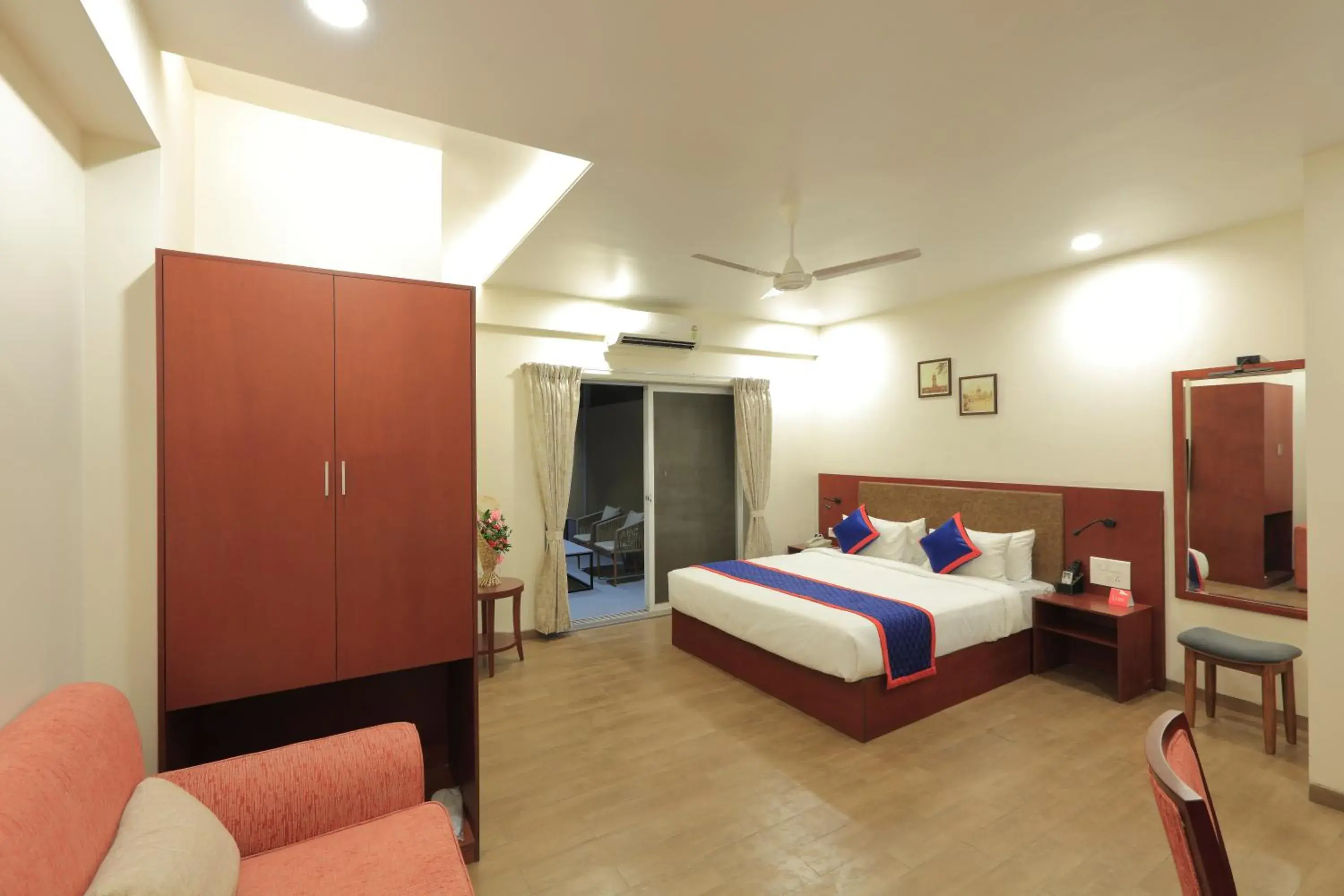 Bed in Zip By Spree Hotels Kolhapur Bed in Zip By Spree Hotels Kolhapur