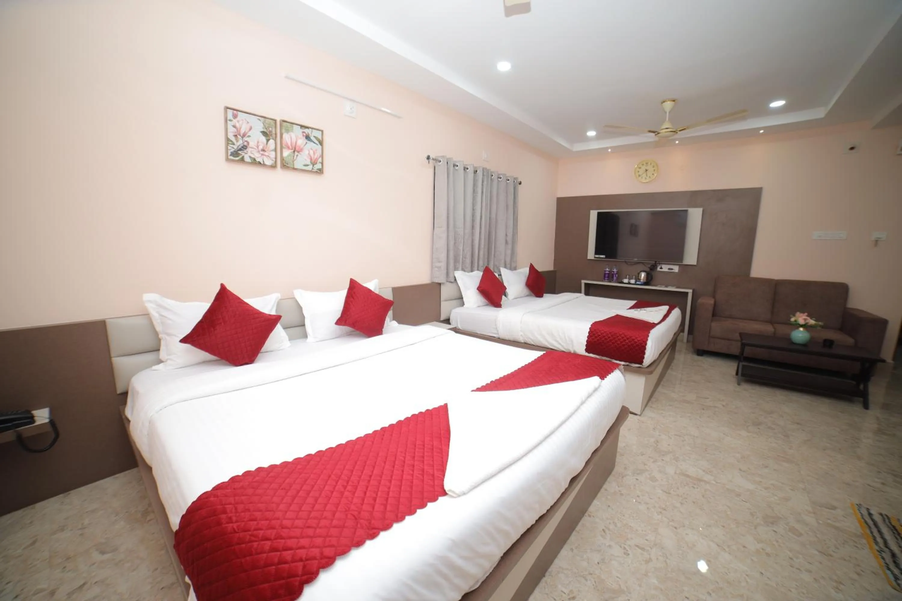 TV and multimedia, Bed in Sri Ganesh Grand