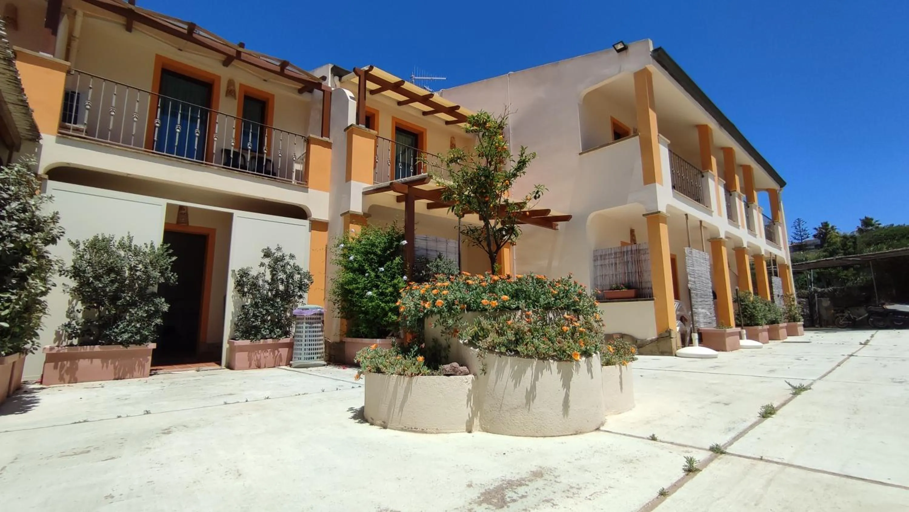 Property building in Hotel le Sabbie