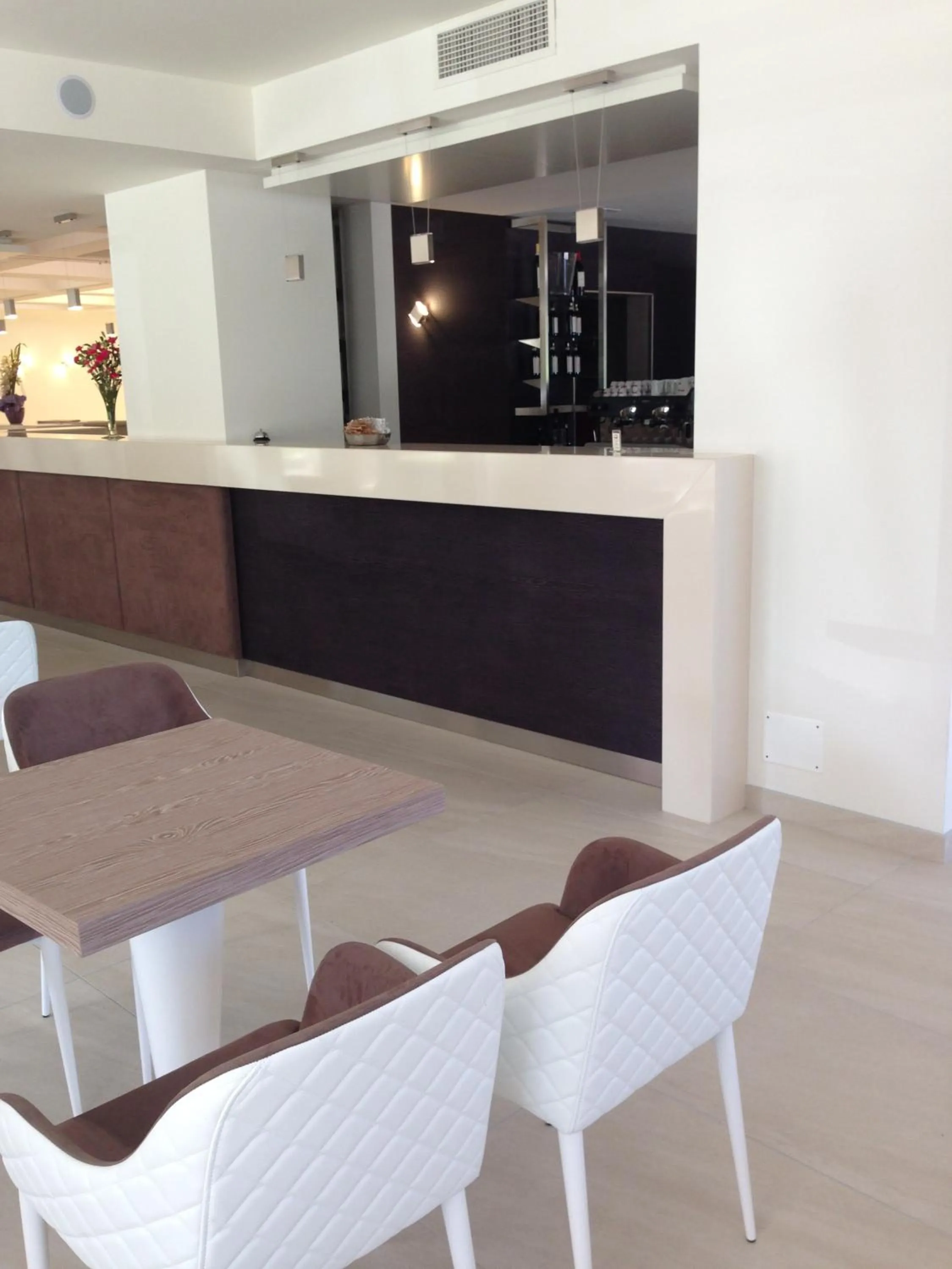 Lounge or bar in Hotel Holiday