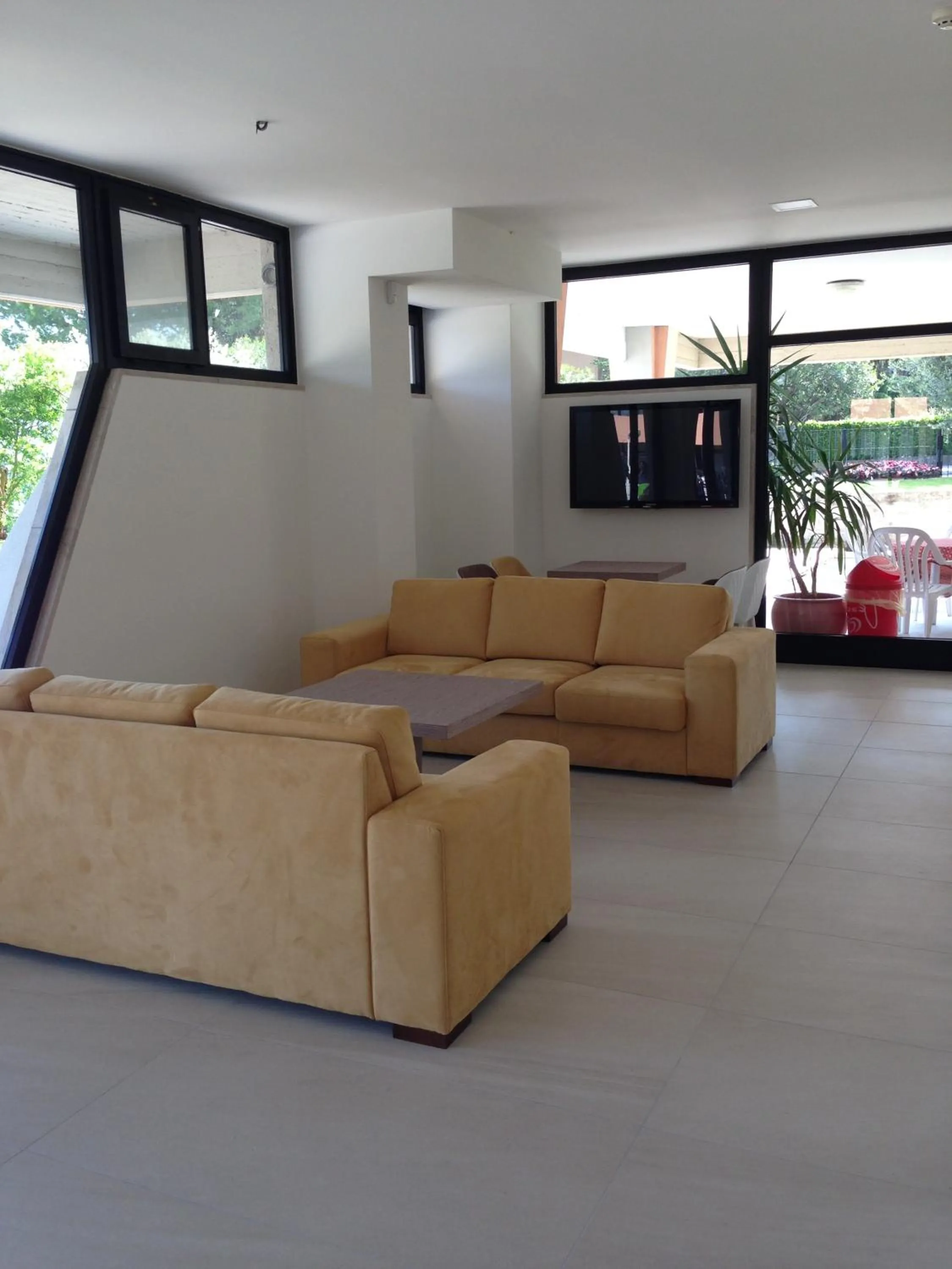 Day in Hotel Holiday