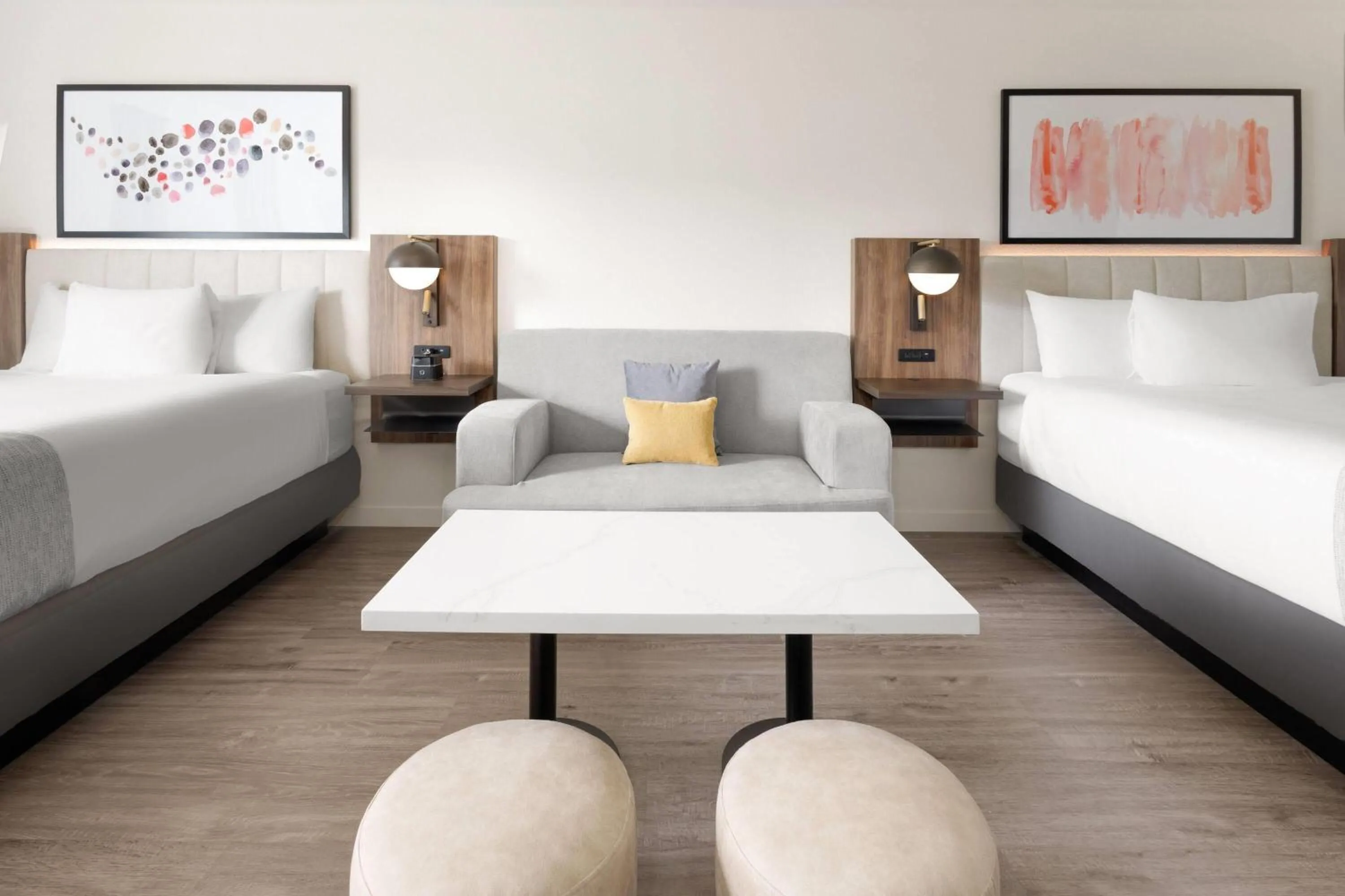 Photo of the whole room, Bed in Hawthorn Extended Stay by Wyndham Alpine