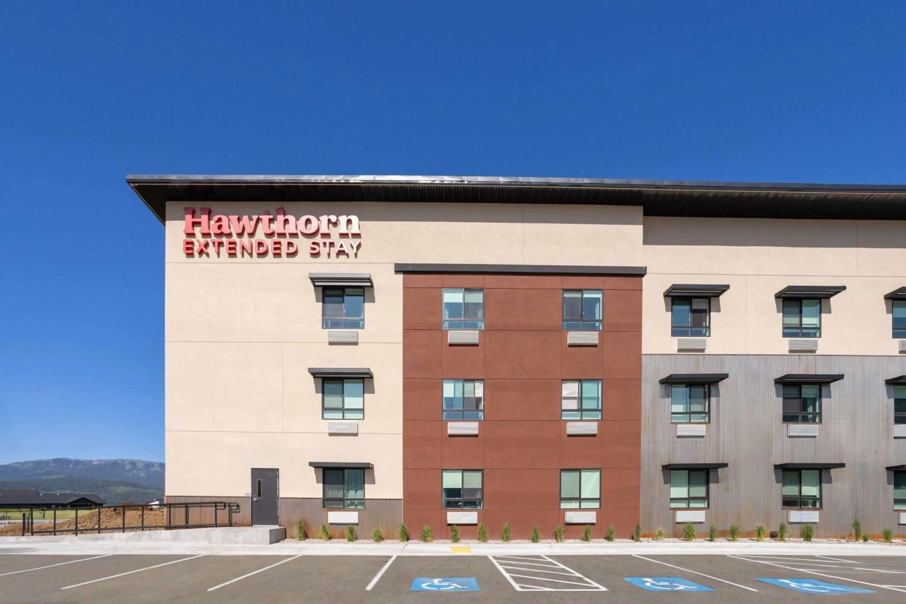 Property building in Hawthorn Extended Stay by Wyndham Alpine