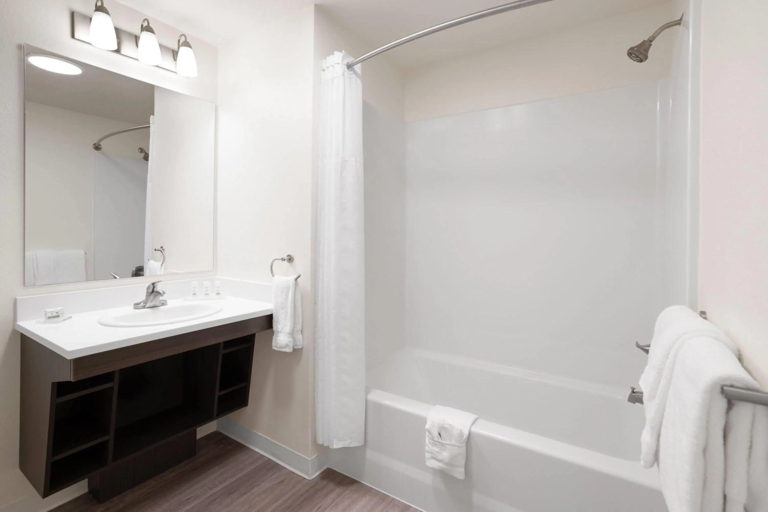 Bathroom in Hawthorn Extended Stay by Wyndham Alpine