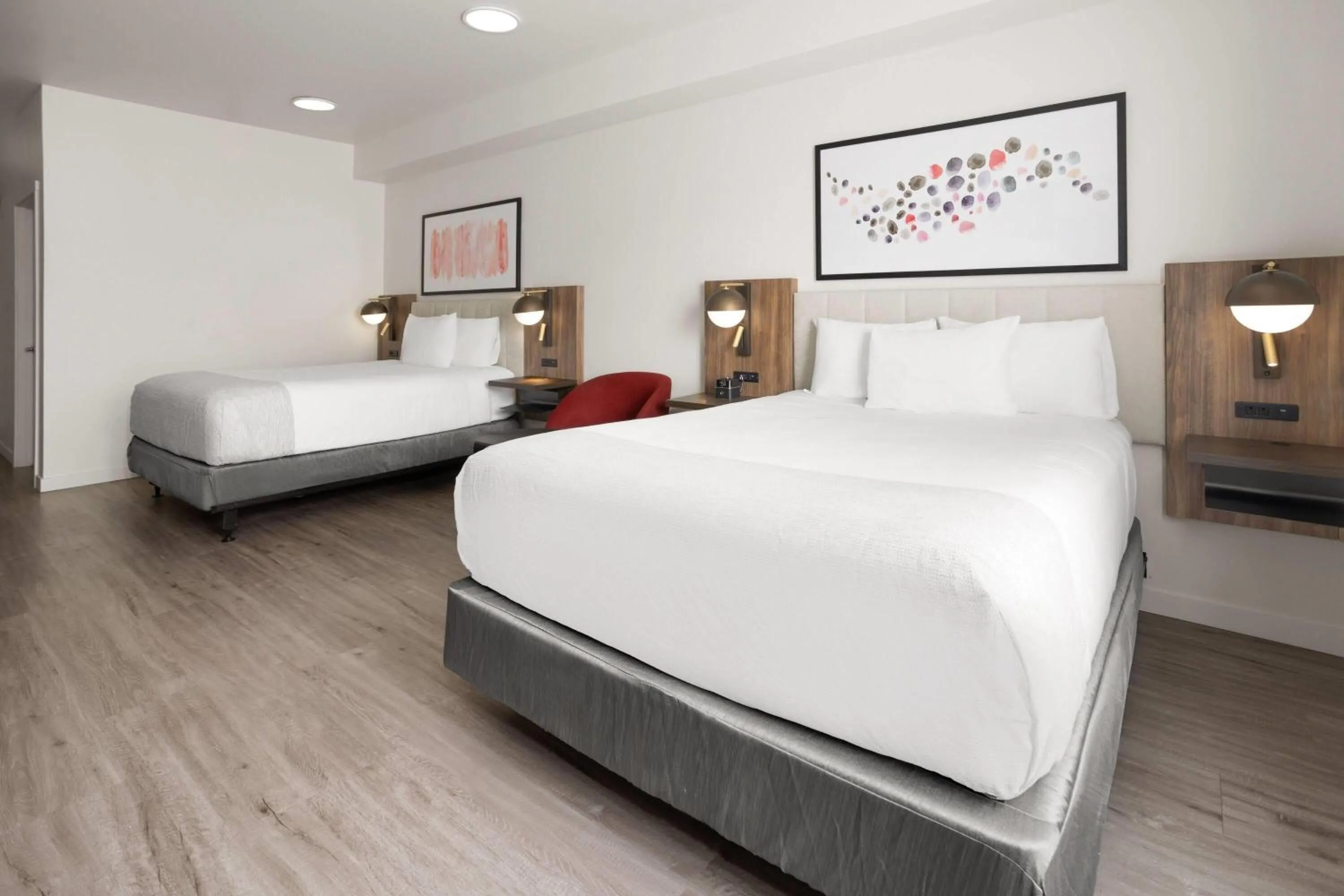 Photo of the whole room, Bed in Hawthorn Extended Stay by Wyndham Alpine