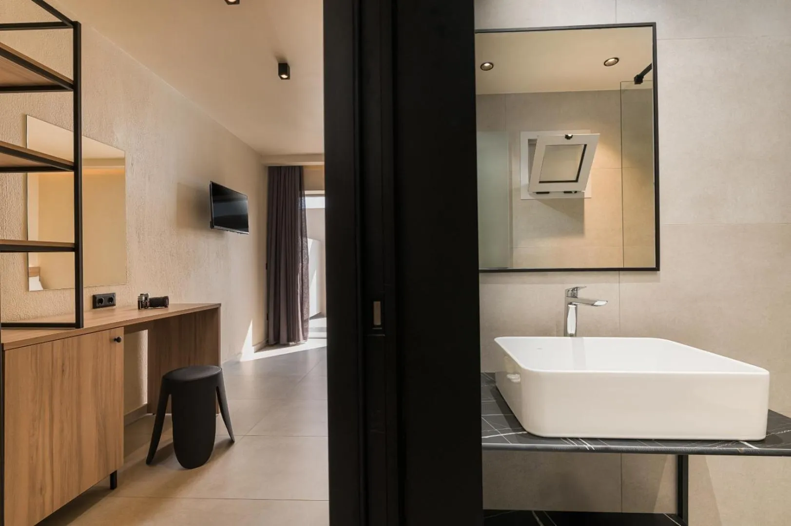 Bathroom in Arya Hotel