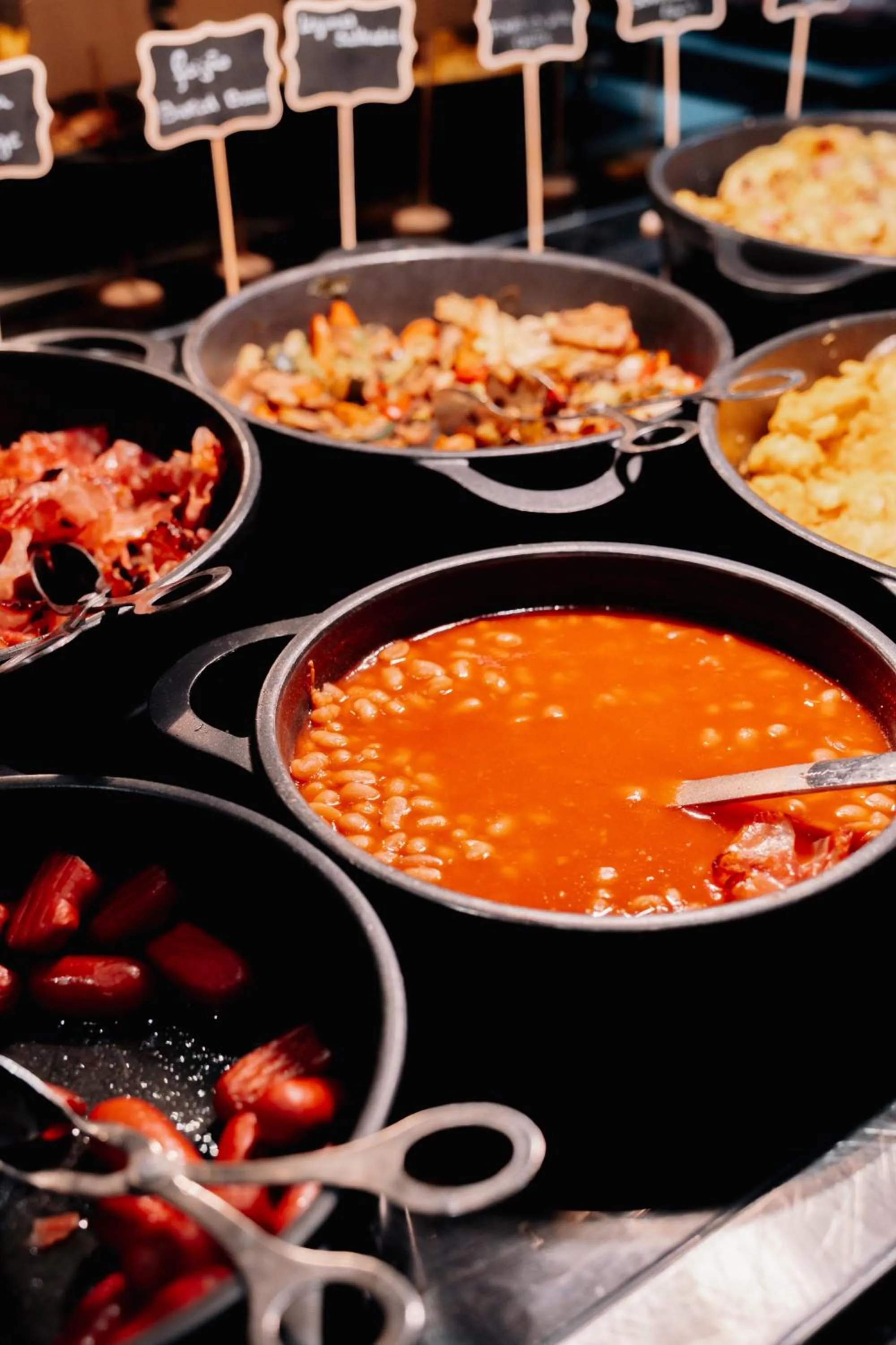 Restaurant/places to eat in The Log Porto Hotel by Piamonte Hotels