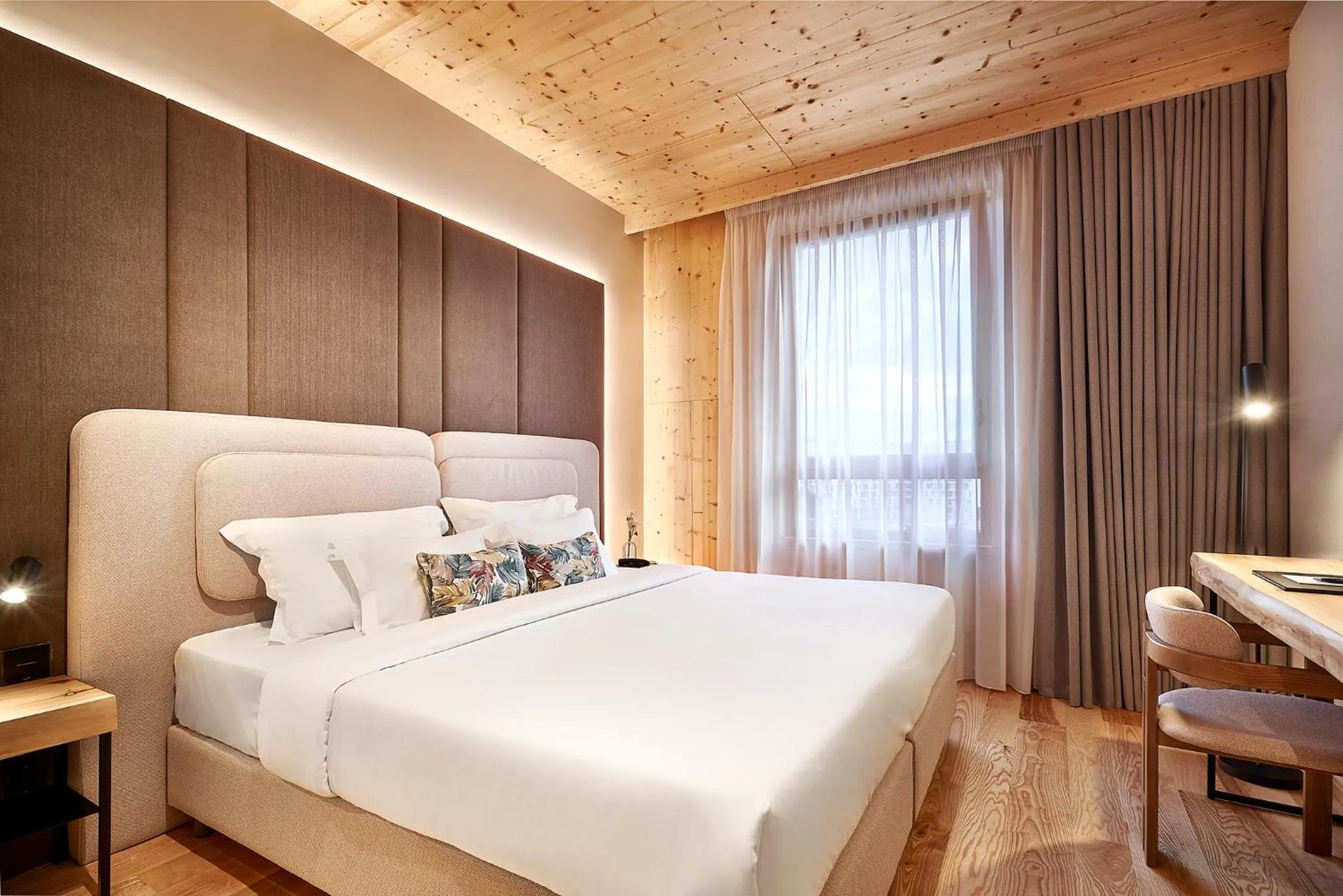 Bedroom, Bed in The Log Porto Hotel by Piamonte Hotels